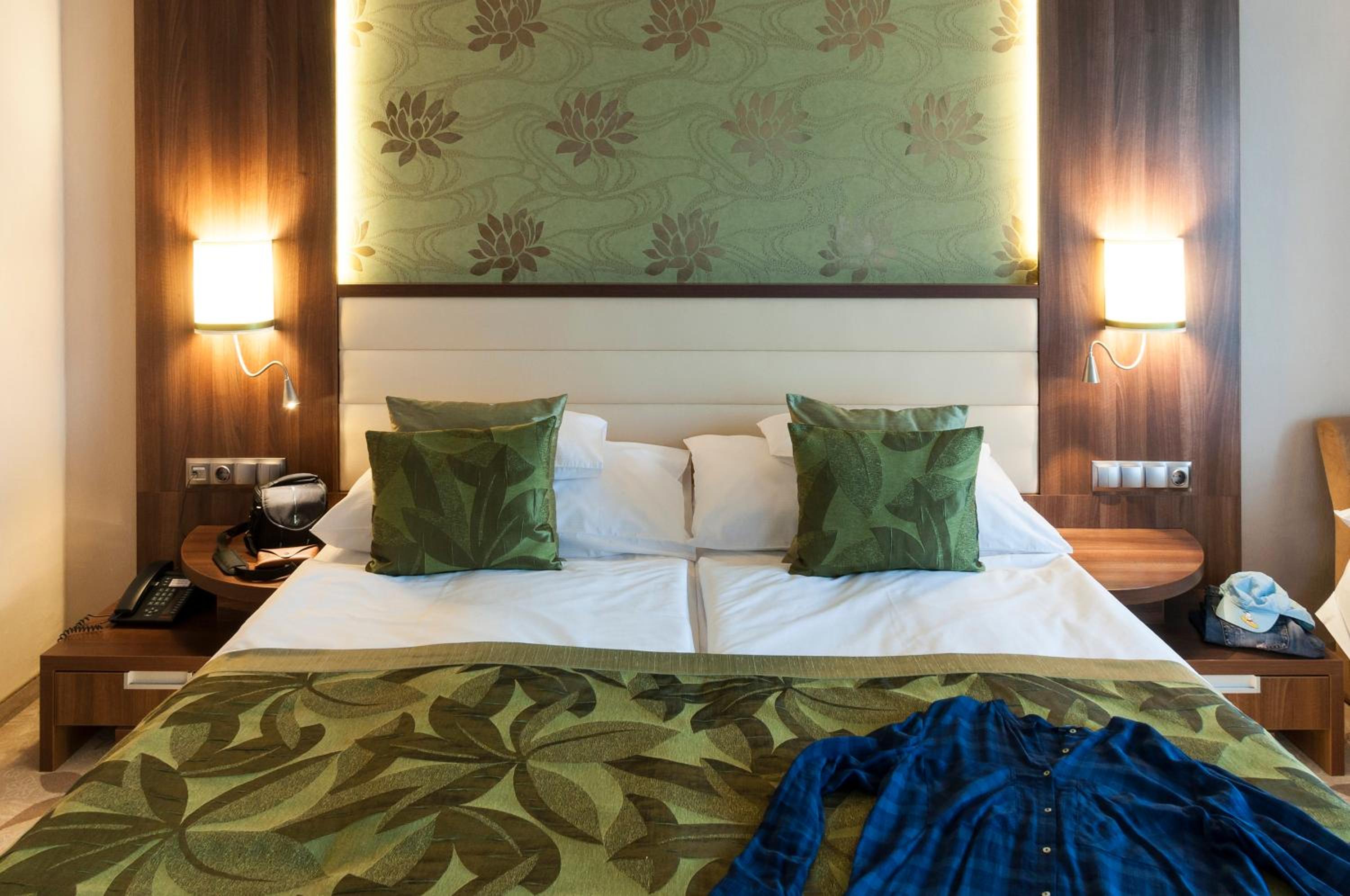 Superior Double Room with Balcony photo 2