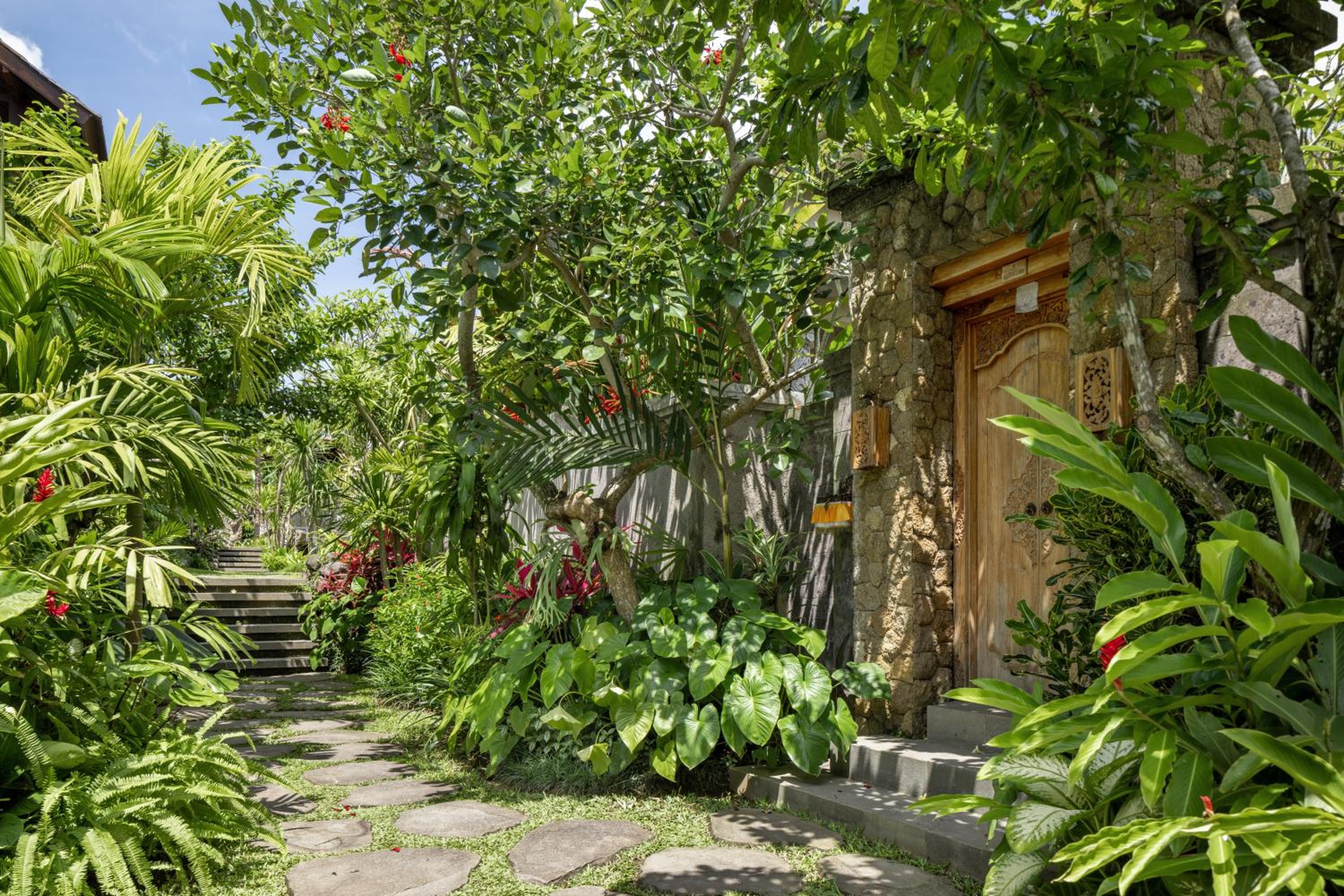 Luxury One-Bedroom Villa with Private Pool  and Daily Afternoon Tea photo 2