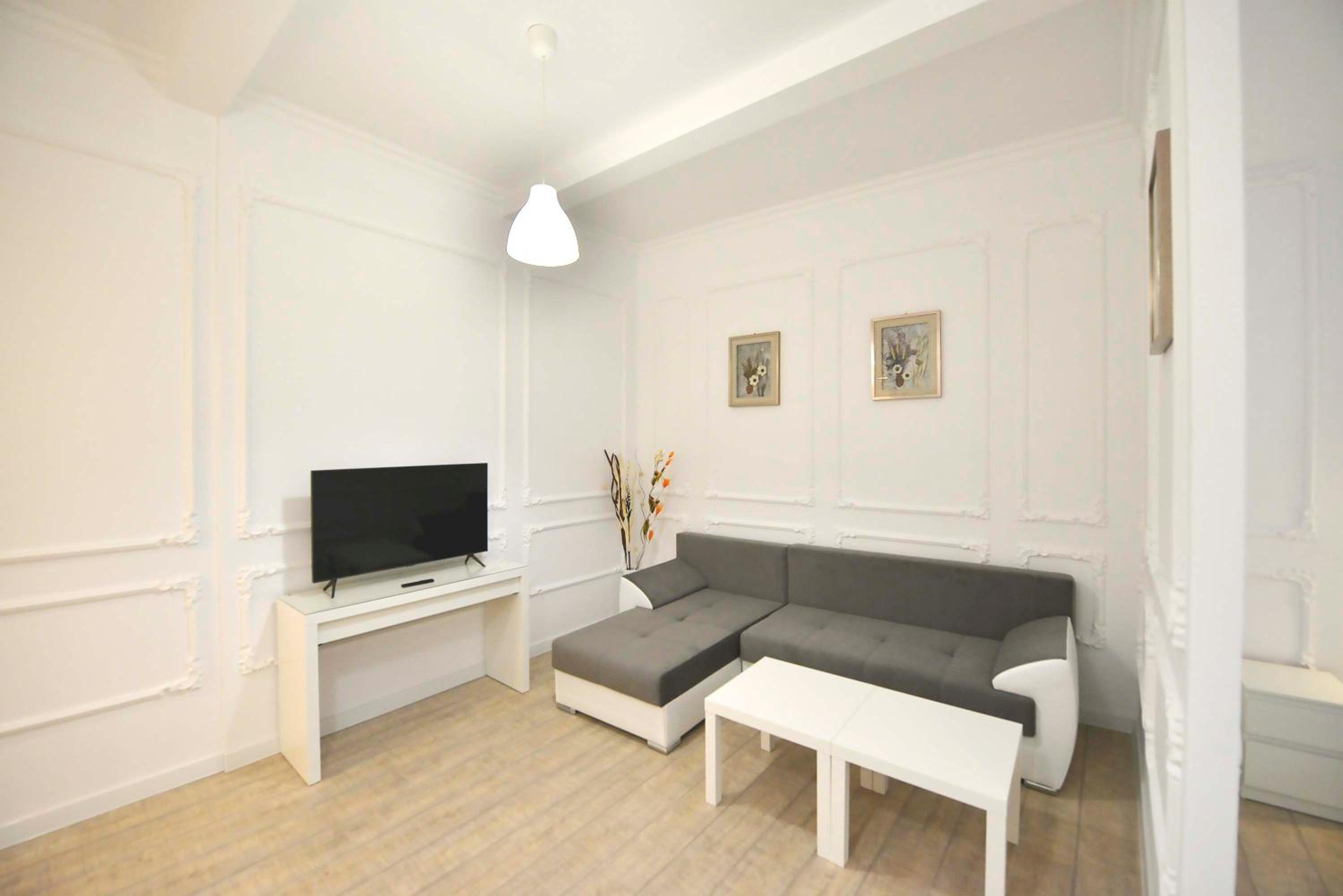 Triple Room with City View