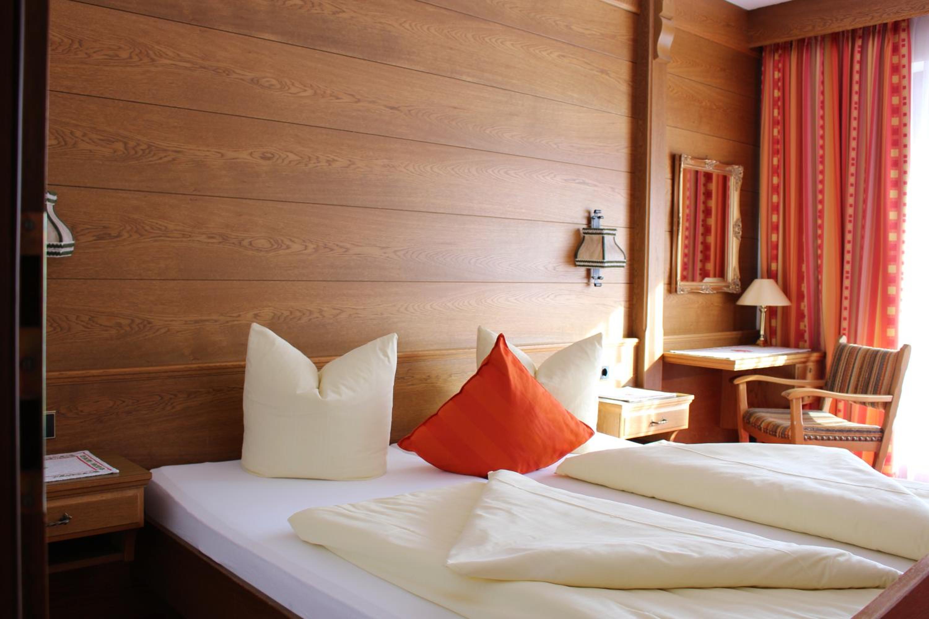 Double Room with Balcony photo 3