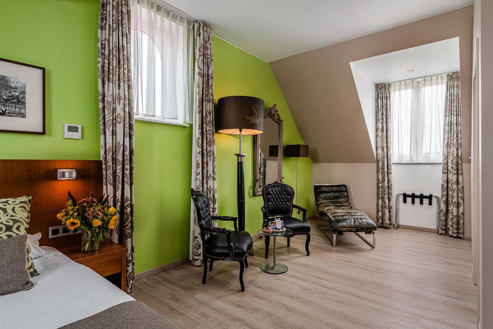 Large Double Room photo 1