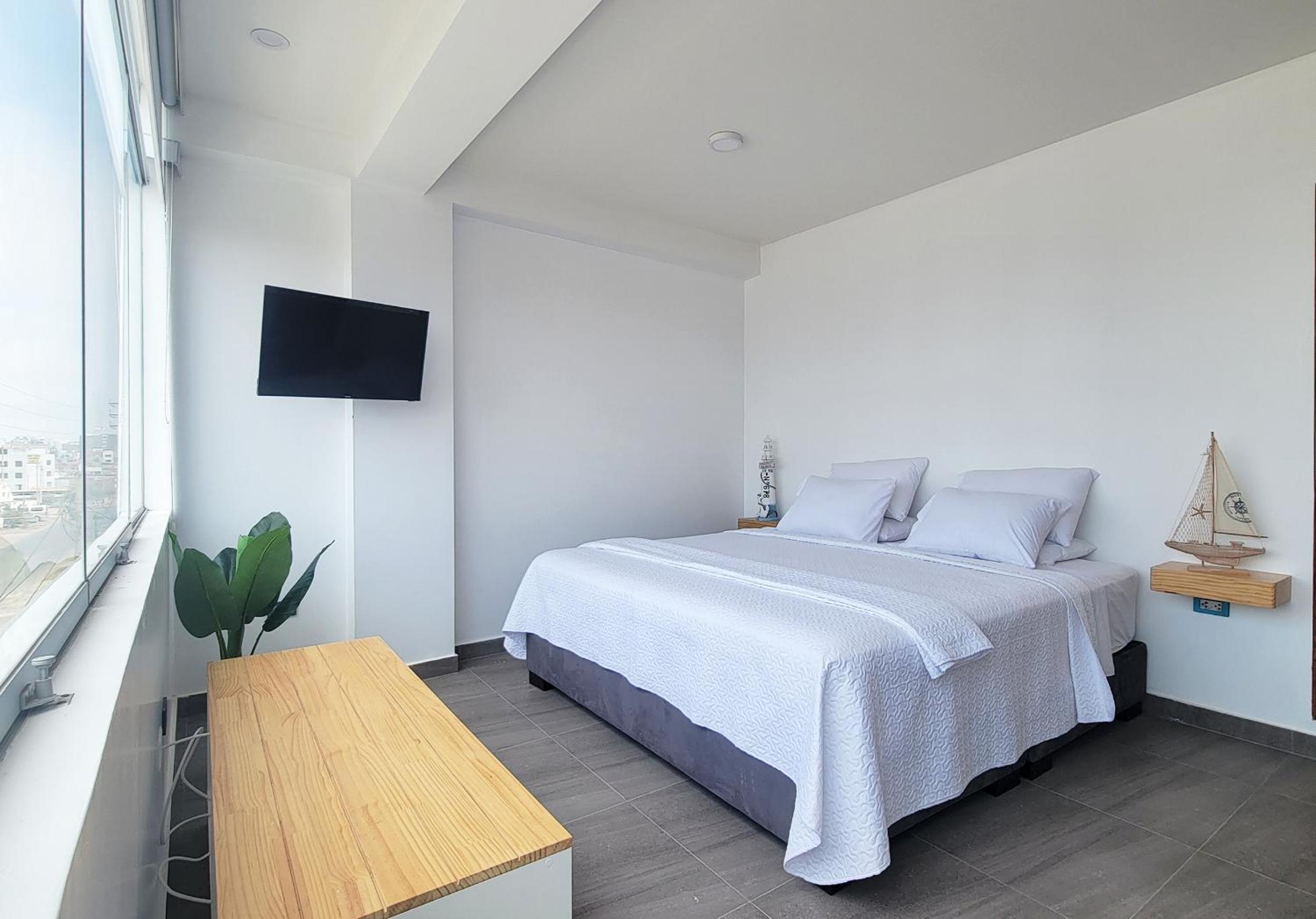 Deluxe Queen Room