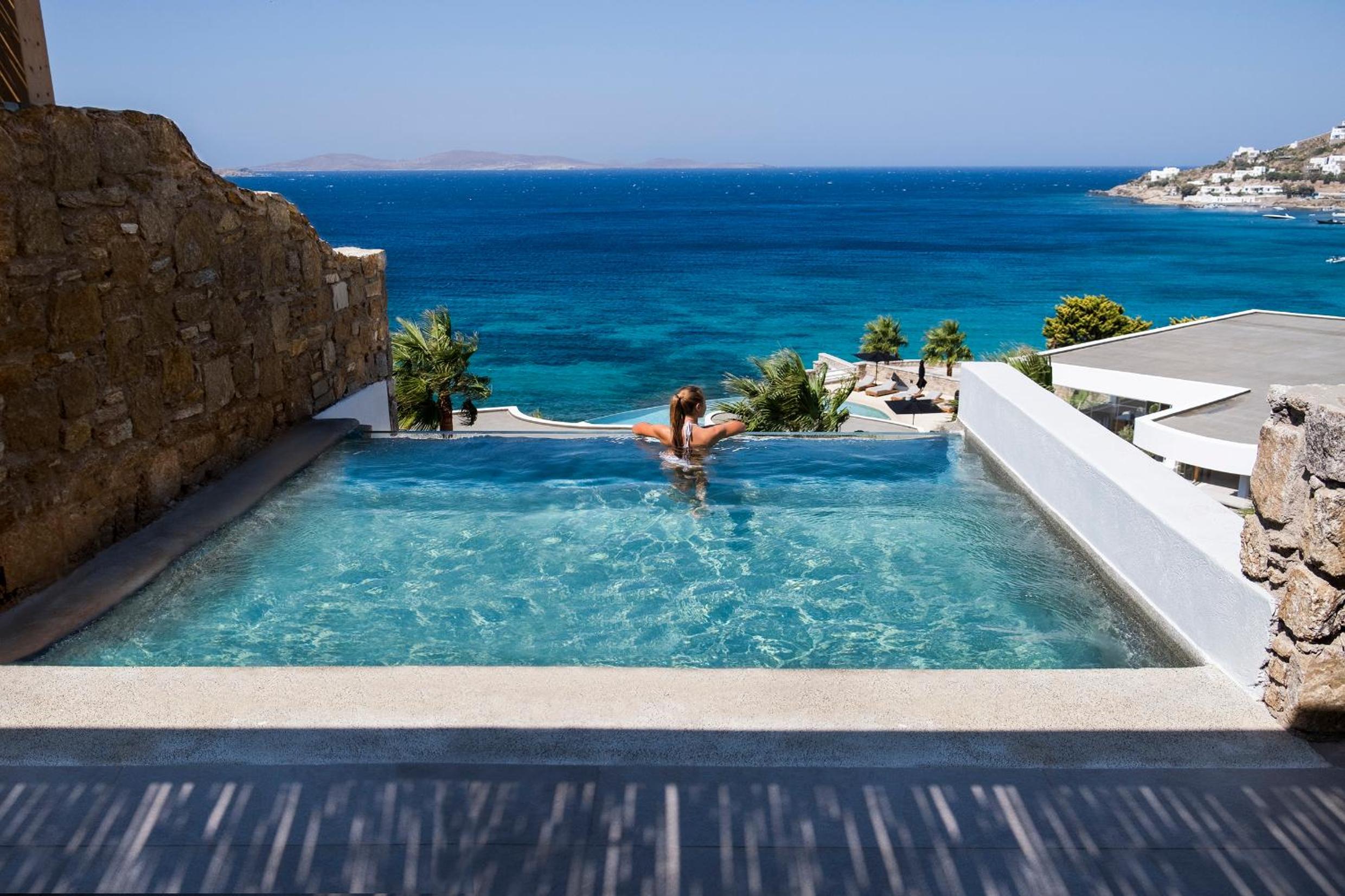 Executive Sea View Suite with private infinity pool 