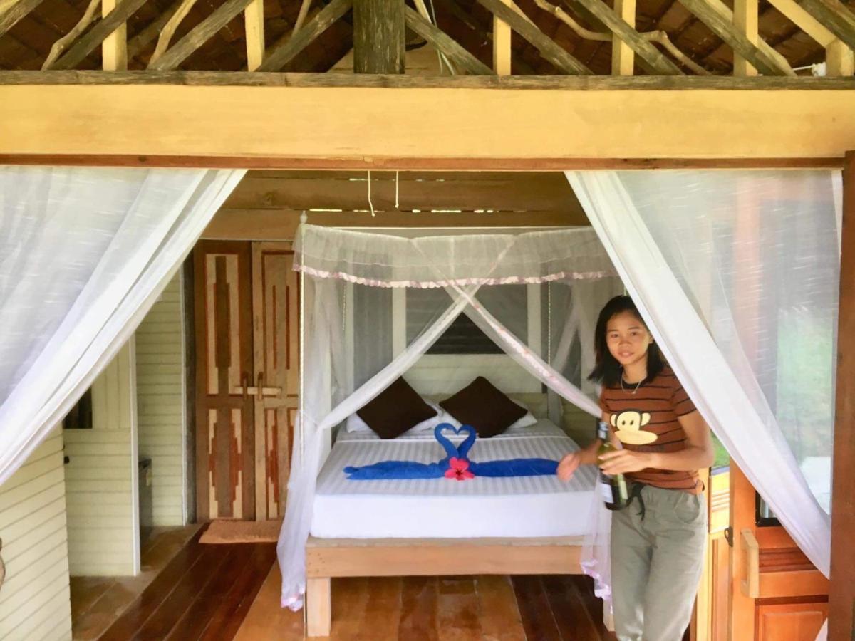 Deluxe Double Room with Balcony photo 3