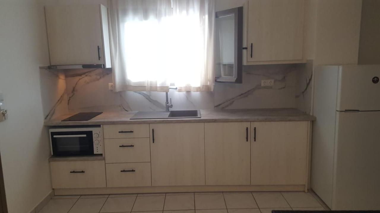 One-Bedroom Apartment - Photo 17