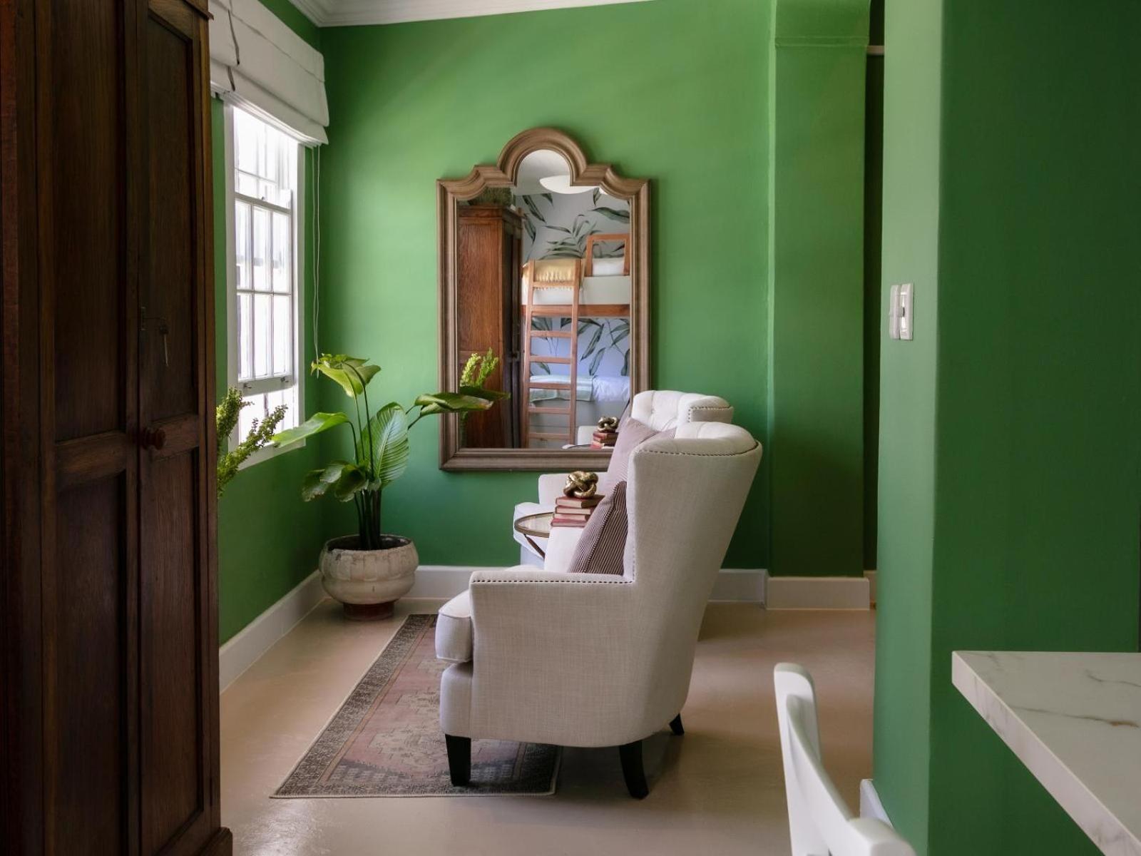 Superior Suite - Photo 6
