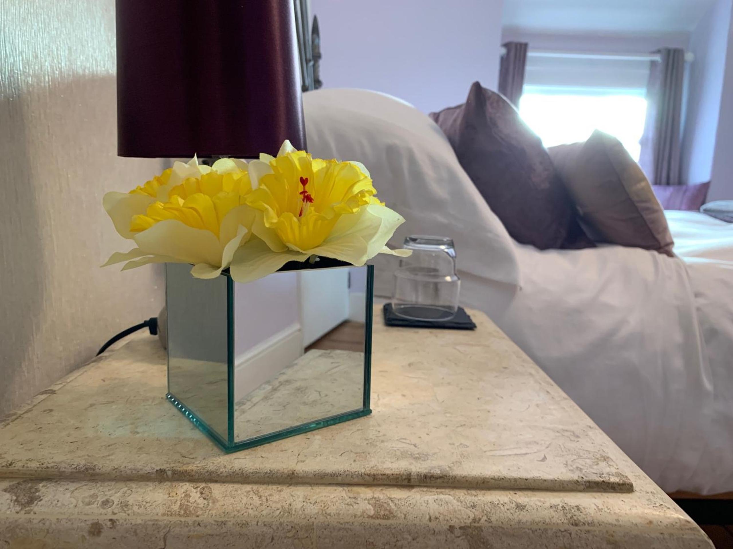 Superior King Room - Photo 8