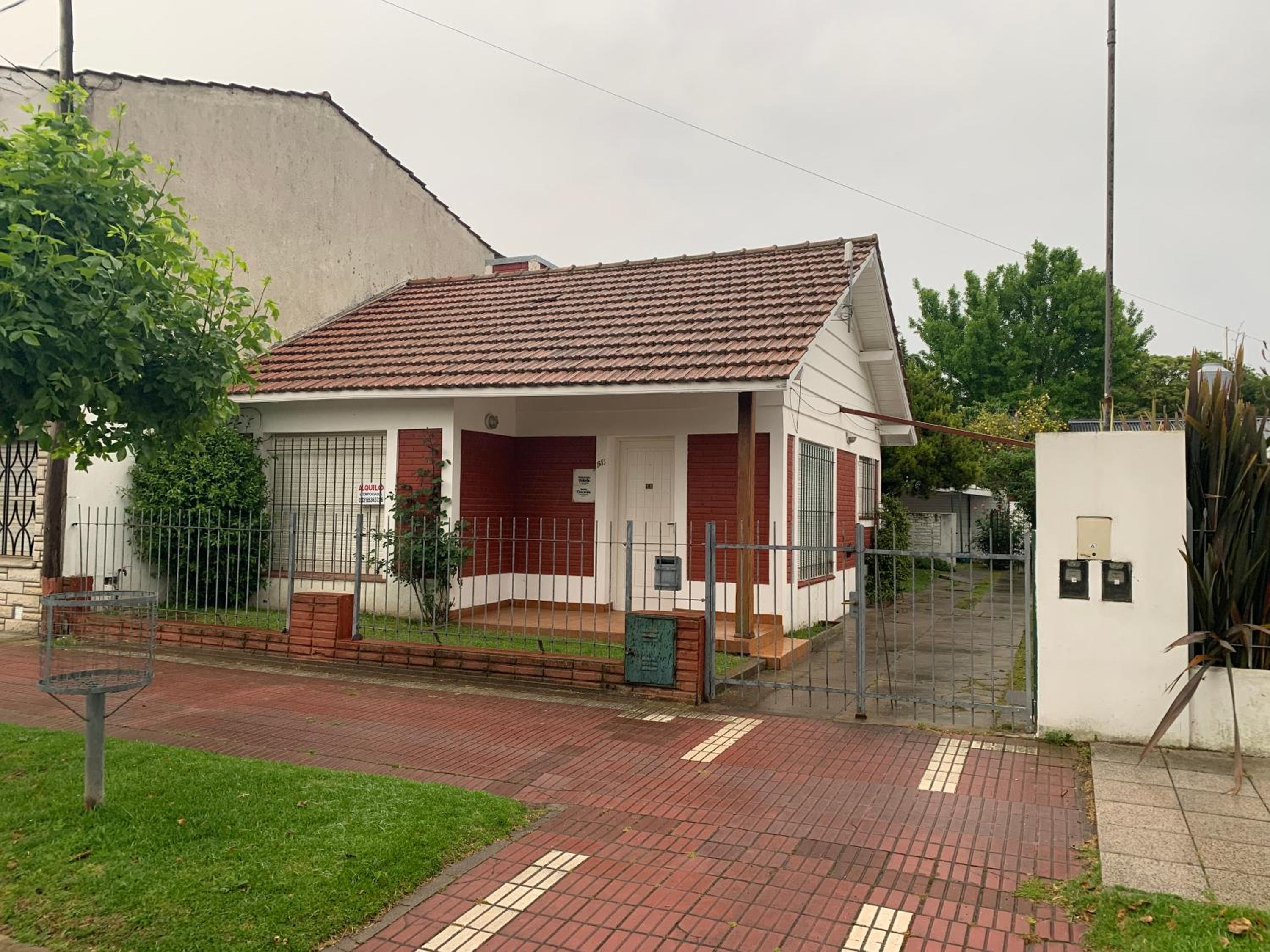 One-Bedroom House photo 3