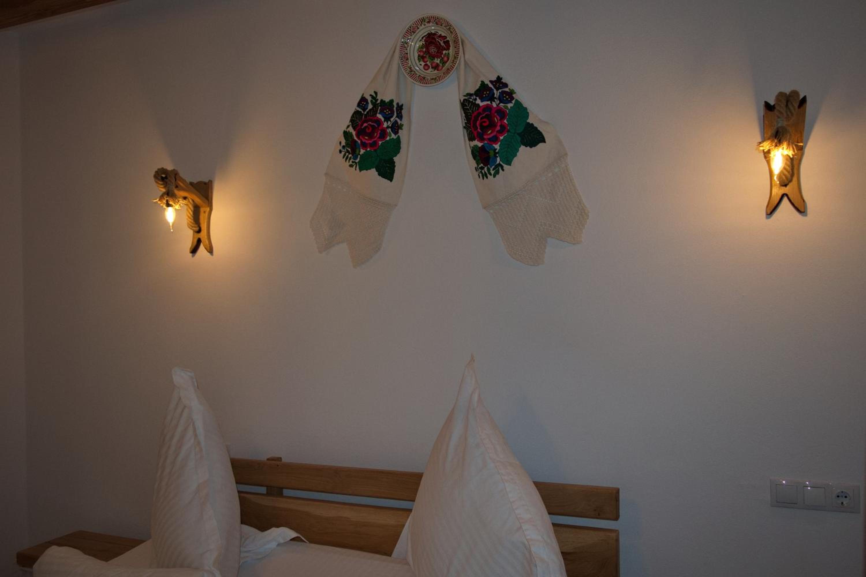 Double Room with Private Bathroom - Photo 20