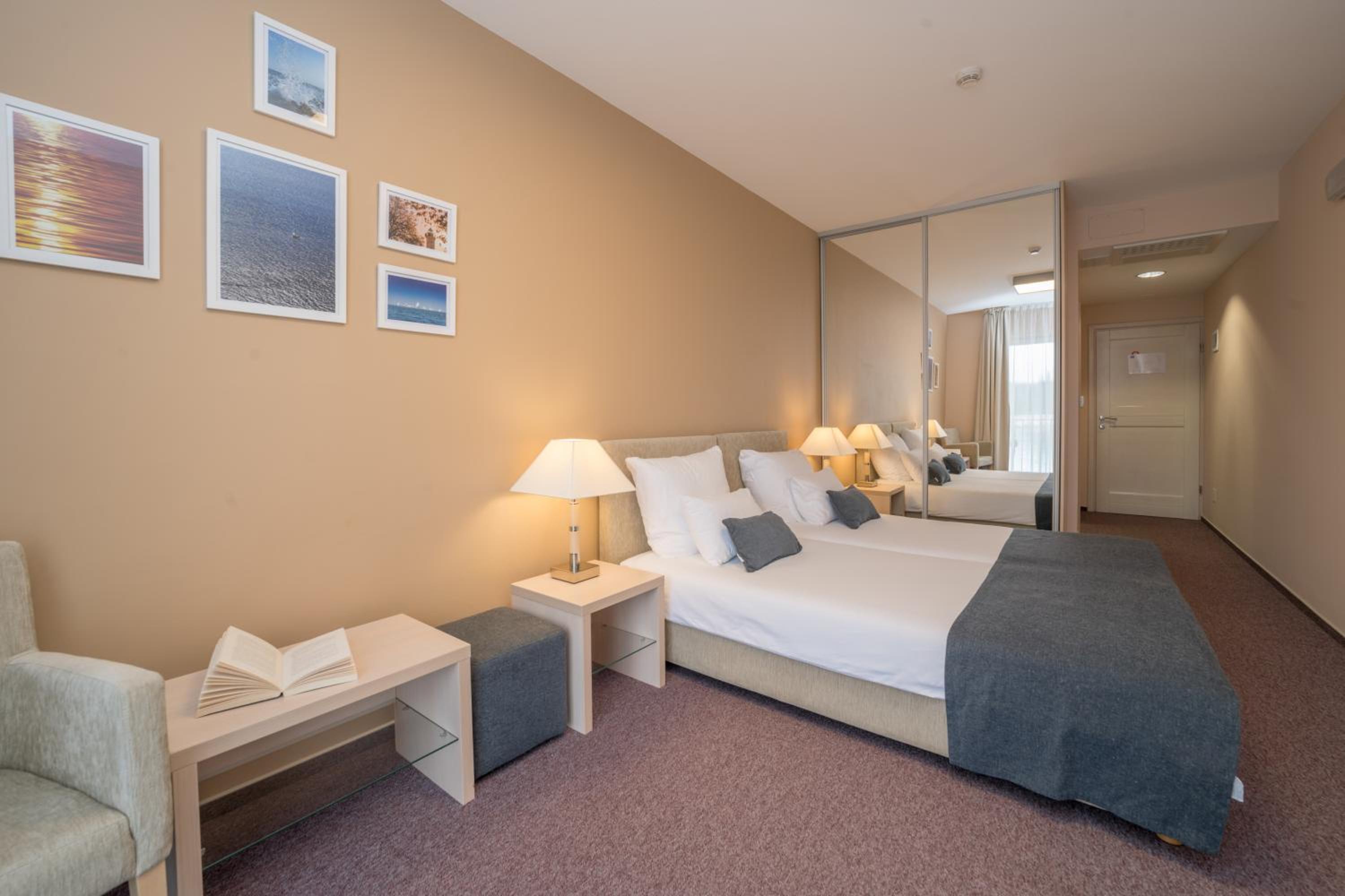 Double Room with Sea View photo 1