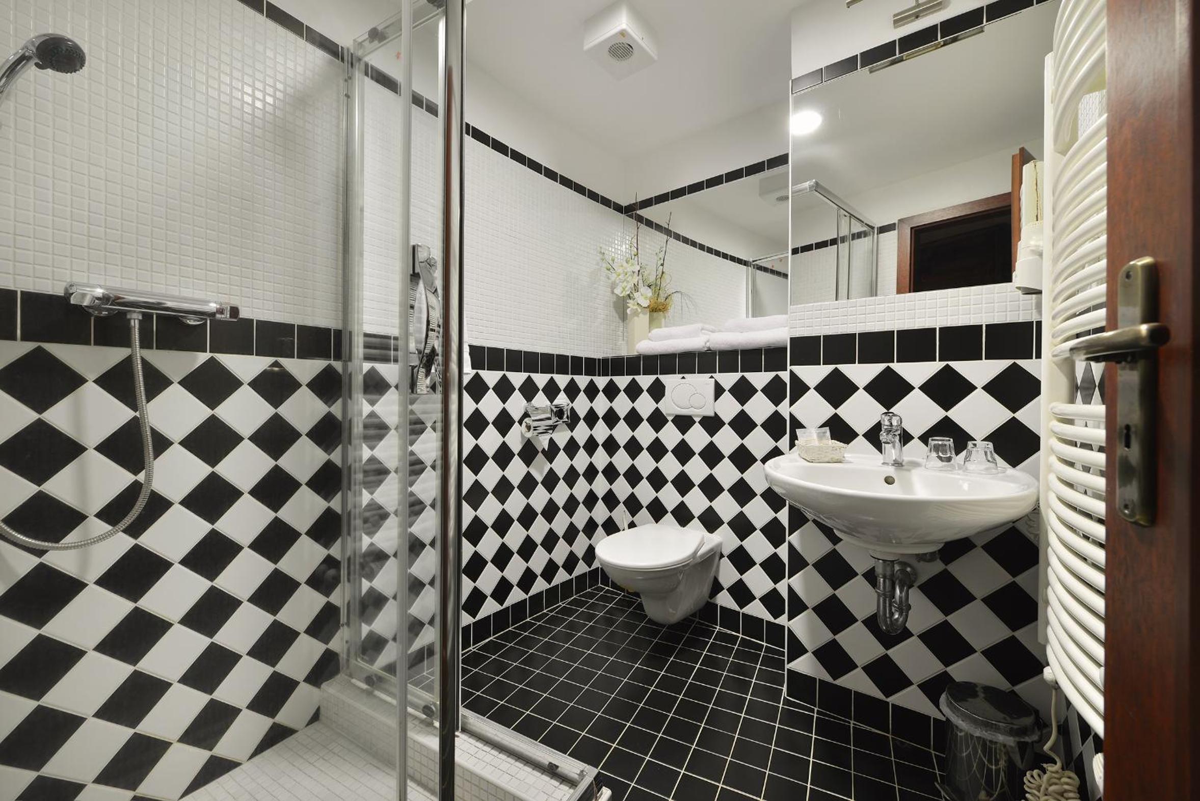 Superior Double or Twin Room photo 2