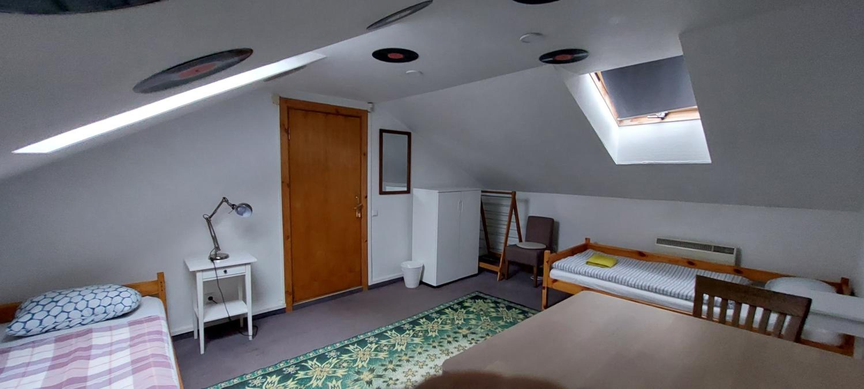 6-Bed Mixed Dormitory Room photo 1