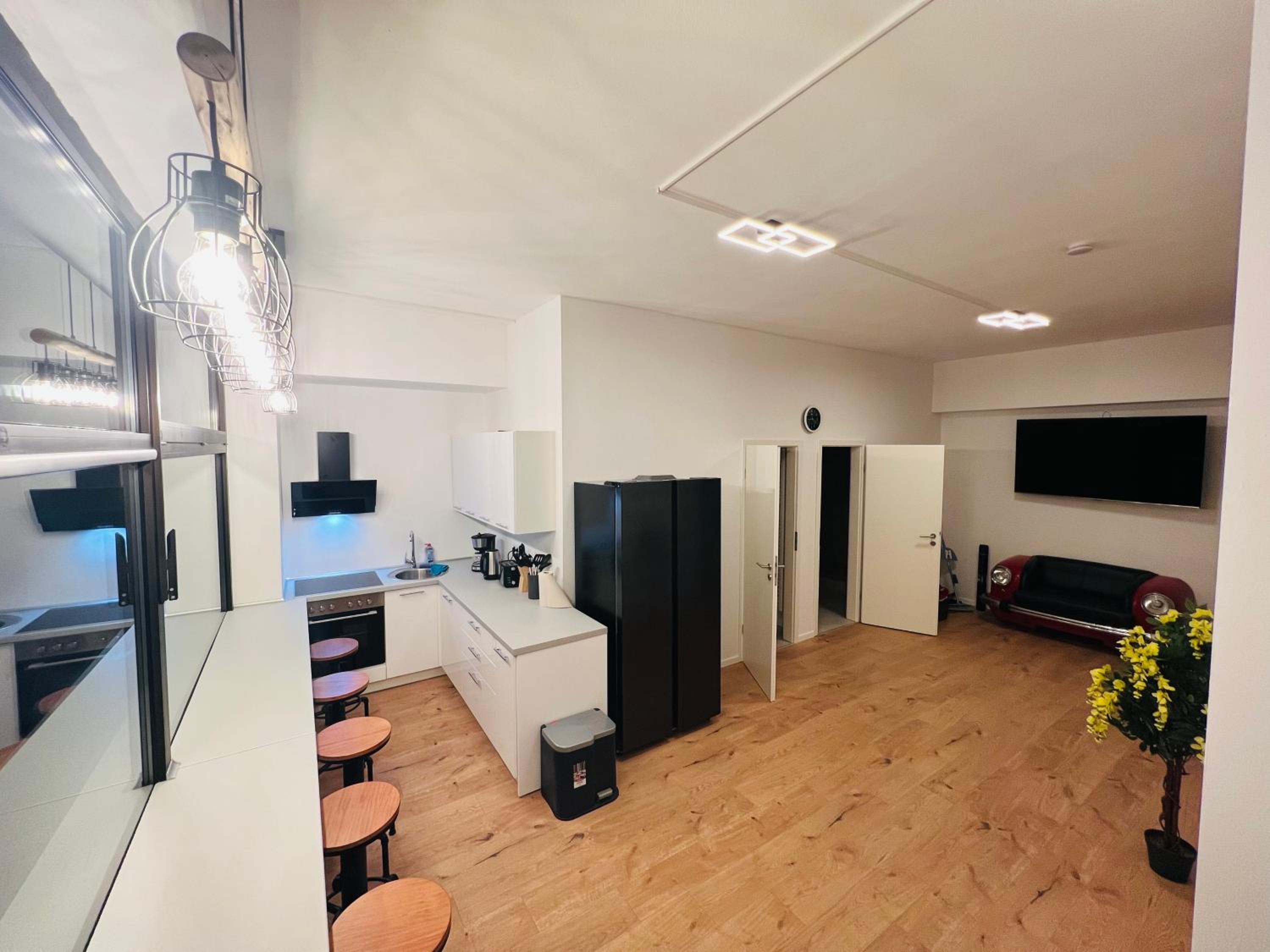 Three-Bedroom Apartment photo 2
