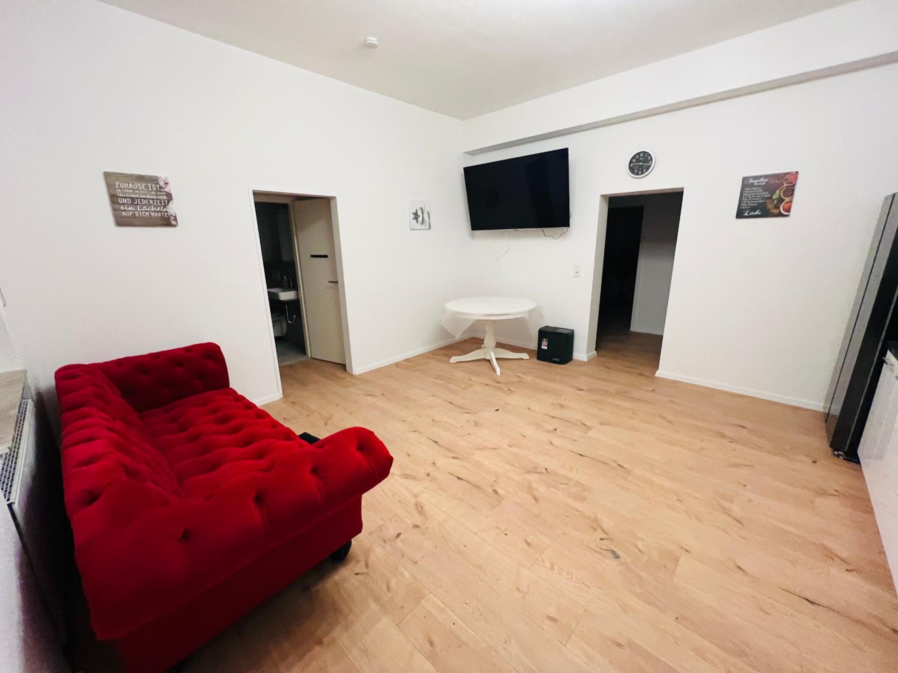 Three-Bedroom Apartment photo 3