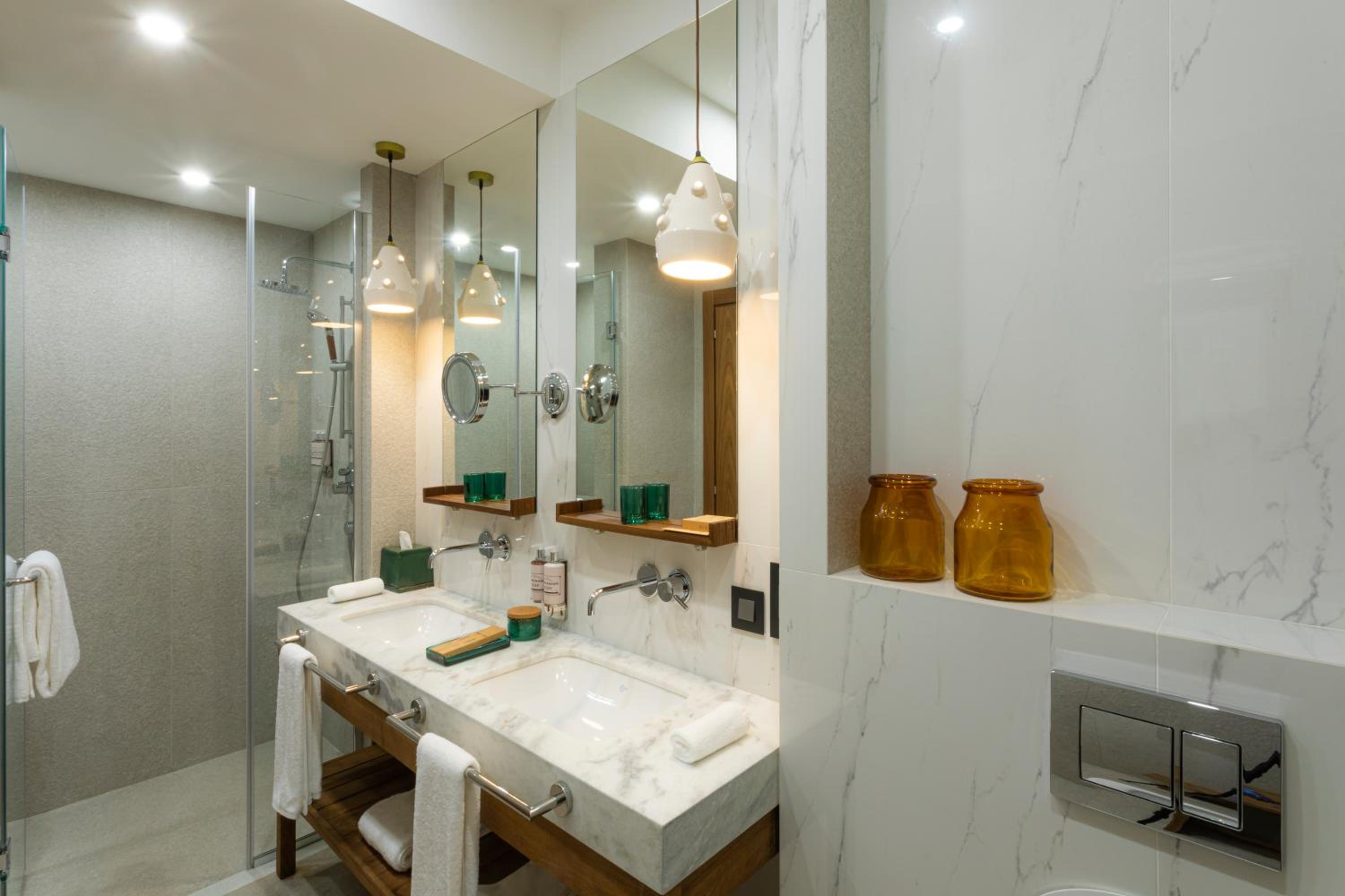 Junior Suite with Terrace - Photo 2