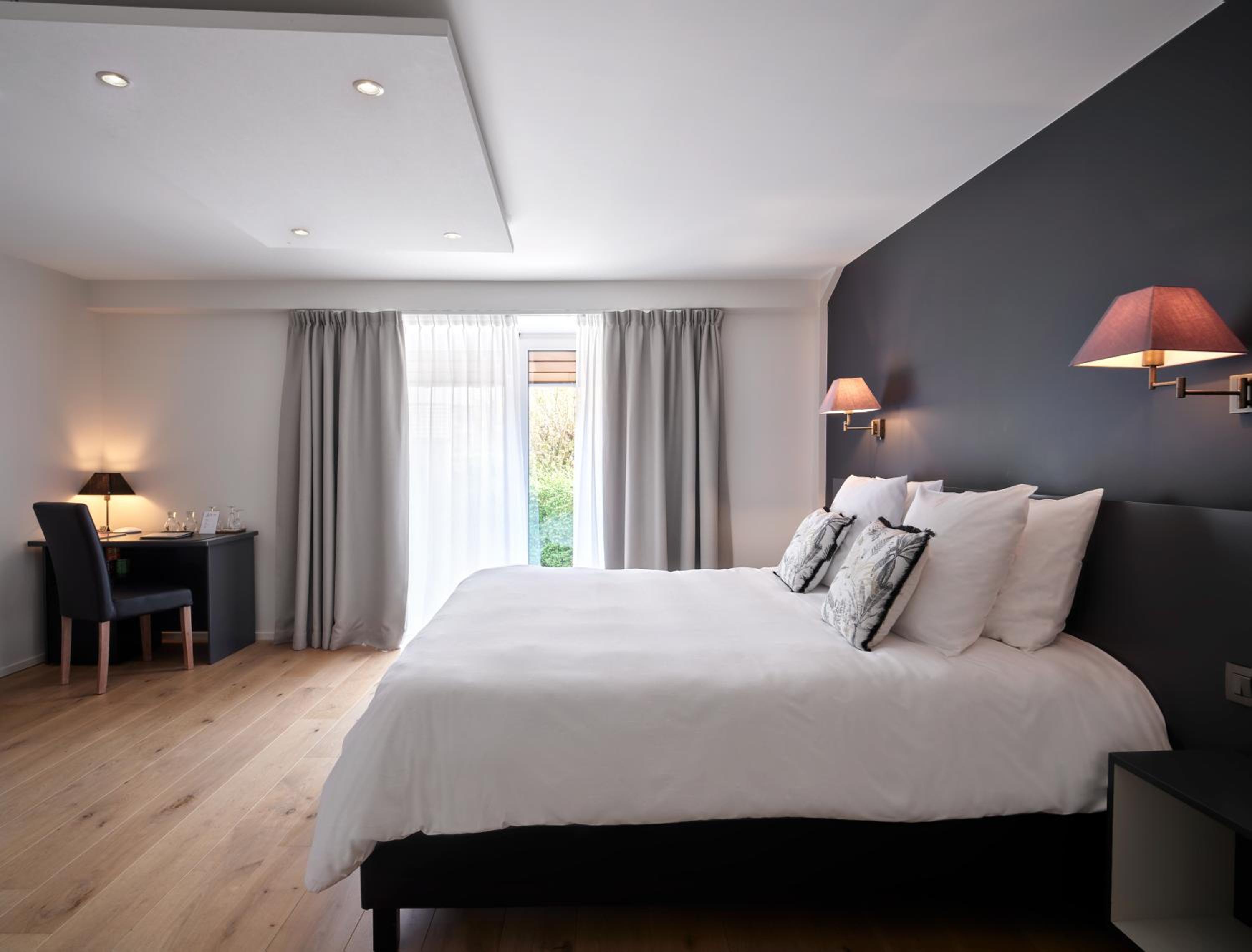 Double Room - Photo 9