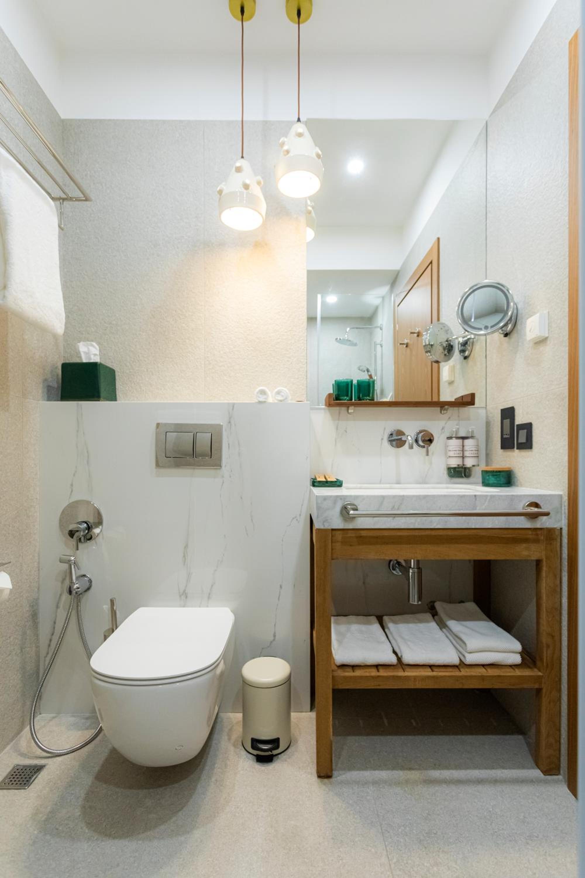 Standard Double or Twin Room - Photo 3