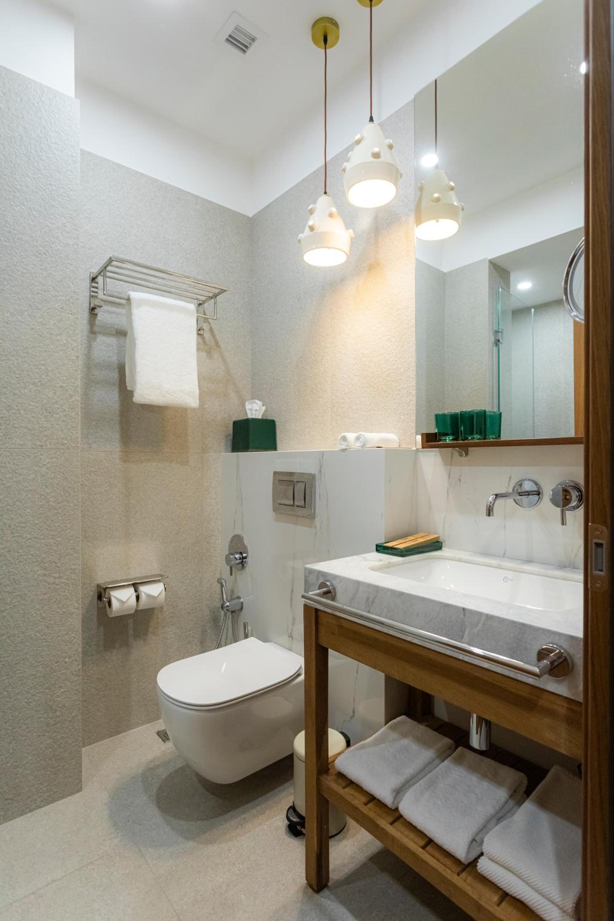 Deluxe Double or Twin Room - Photo 3