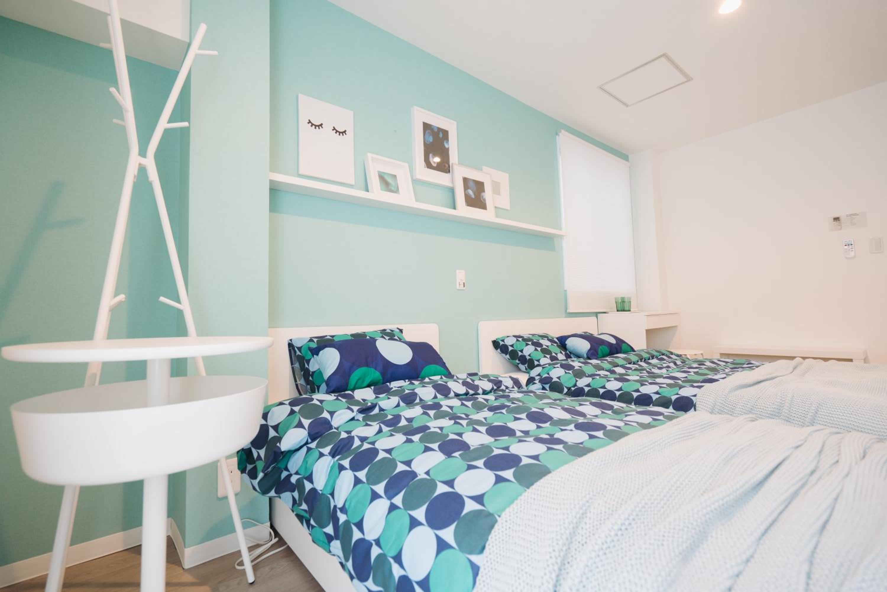 Apartment photo 2