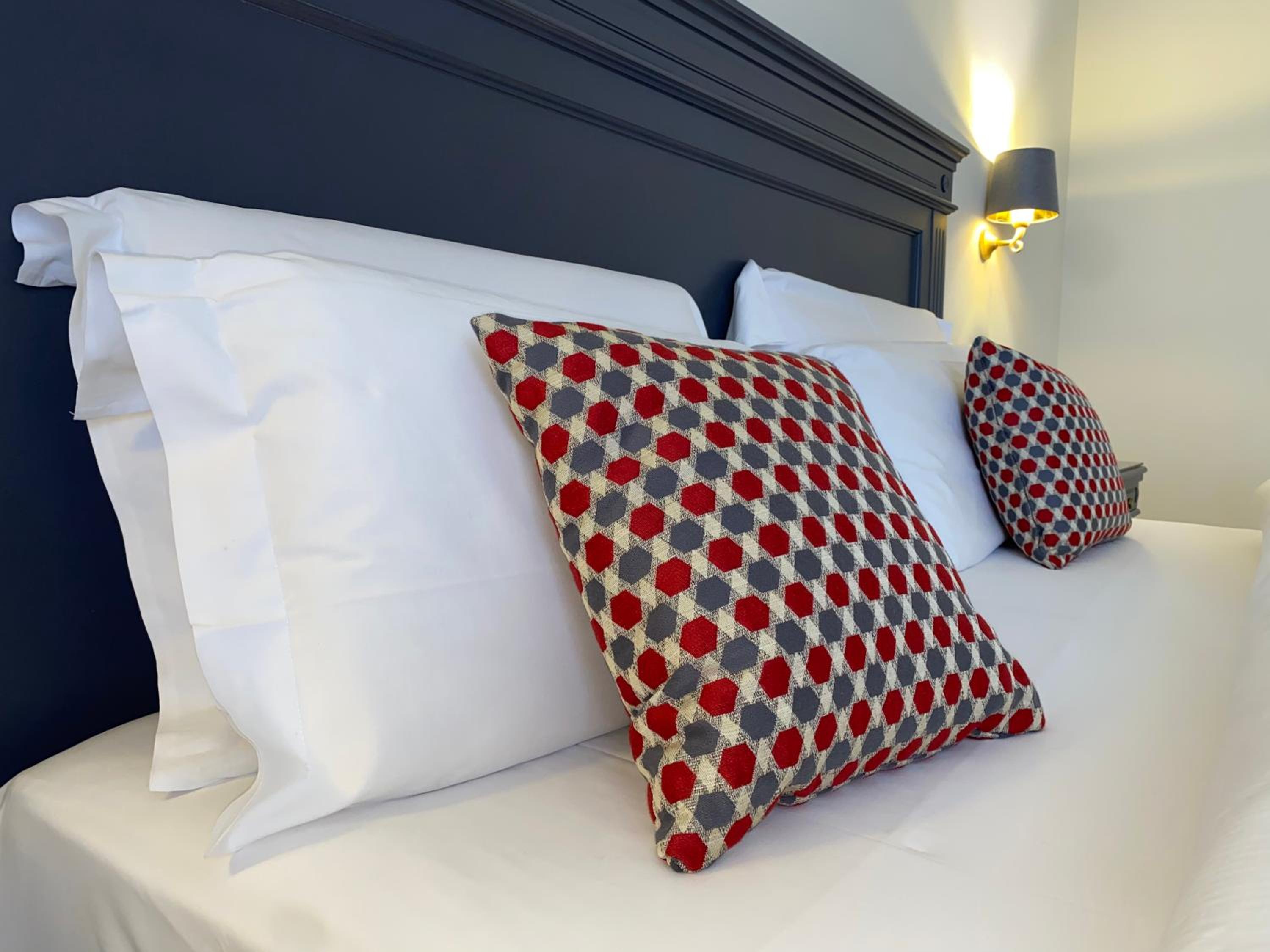 Superior Double Room with Lake View - Photo 5