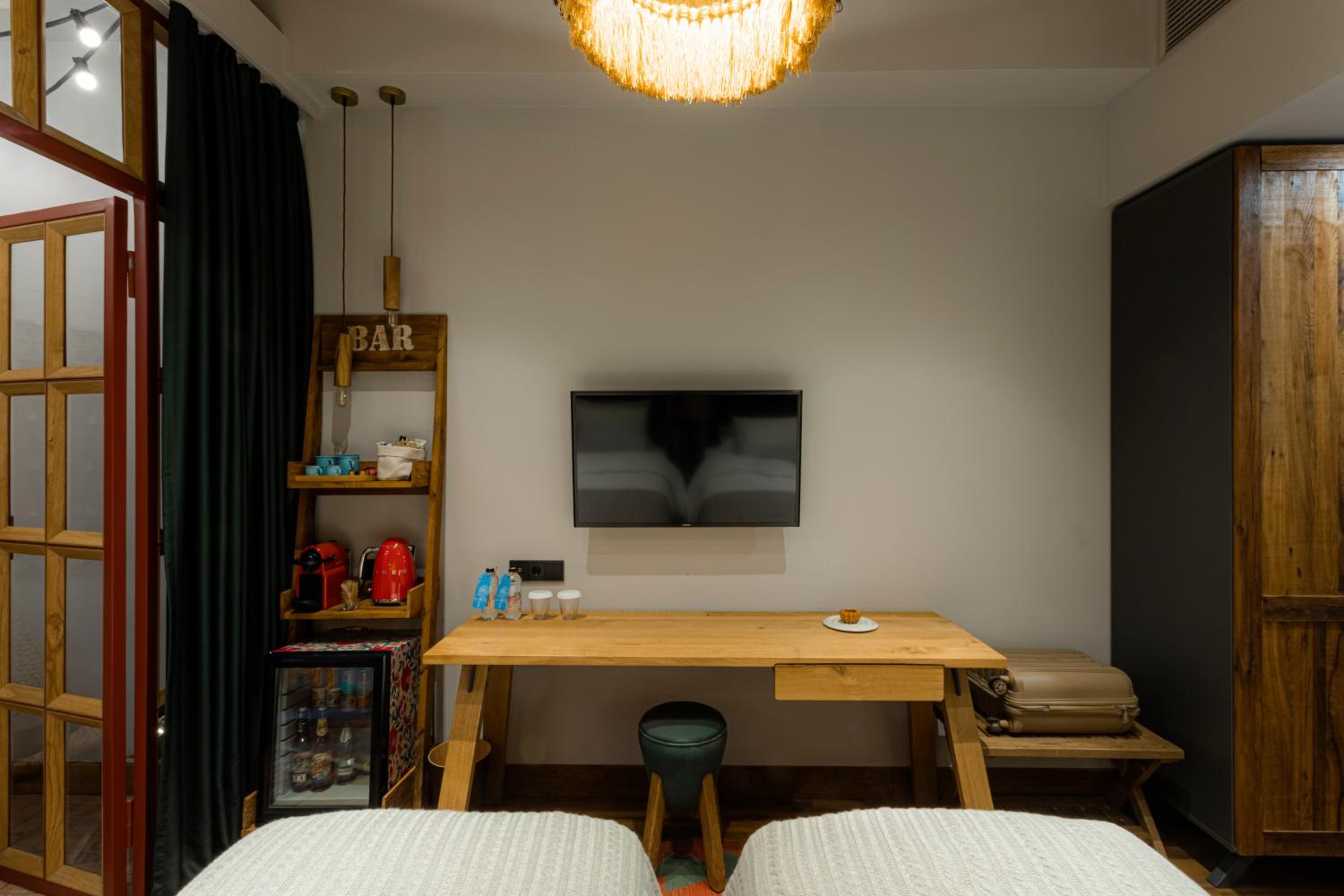 Superior Double or Twin Room - Photo 7