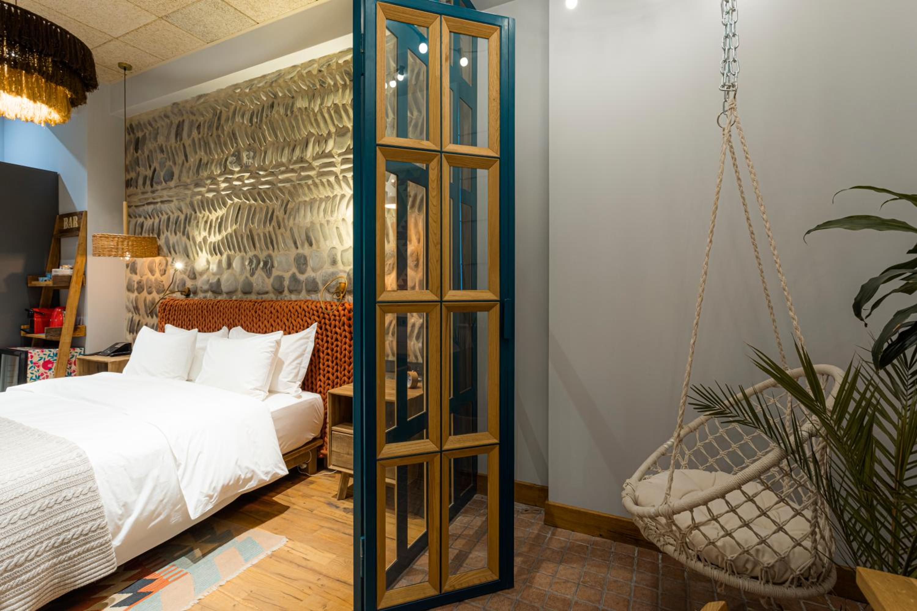 Superior Double or Twin Room - Photo 8