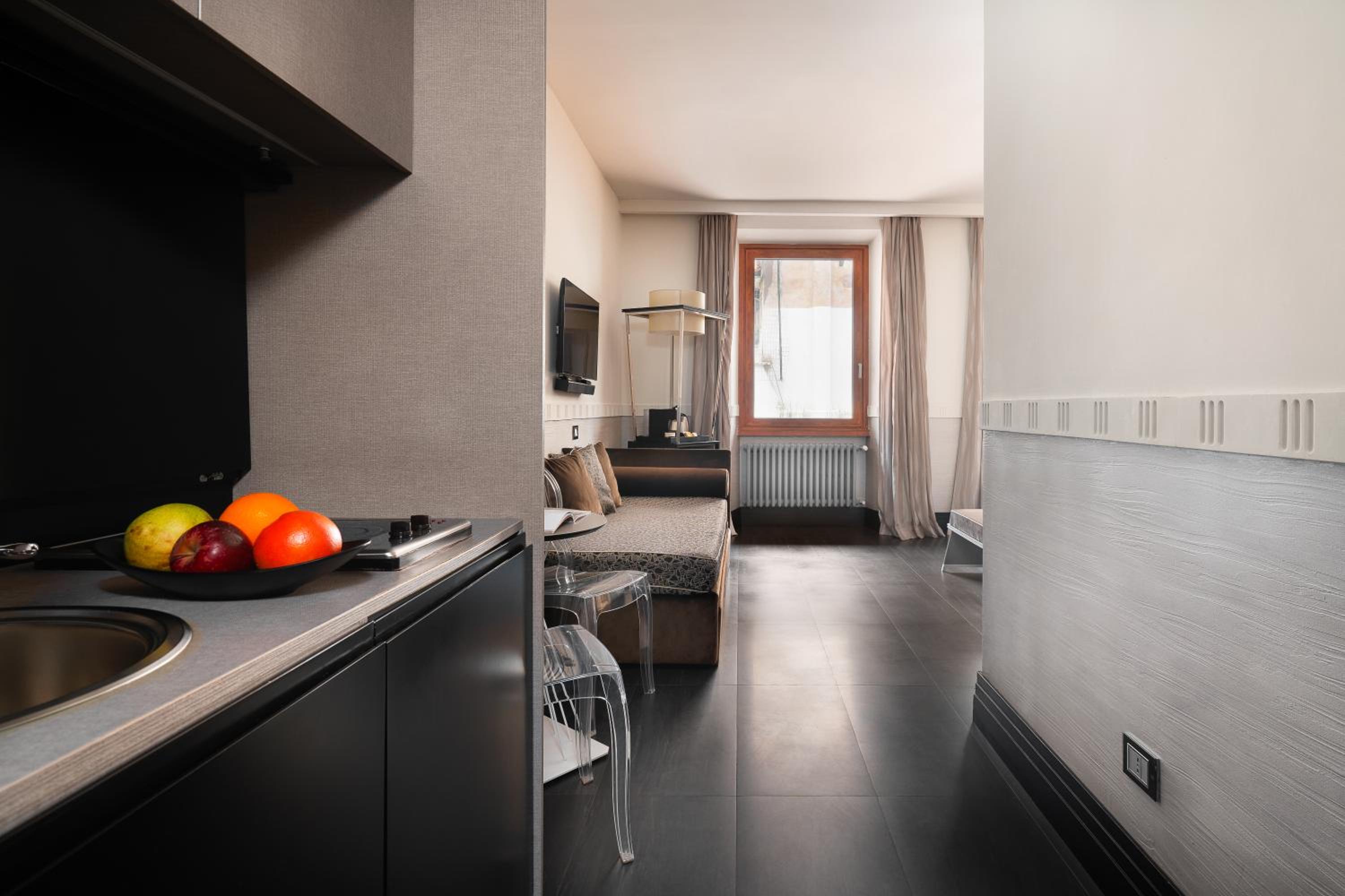 Suite (6 Adults) photo 3