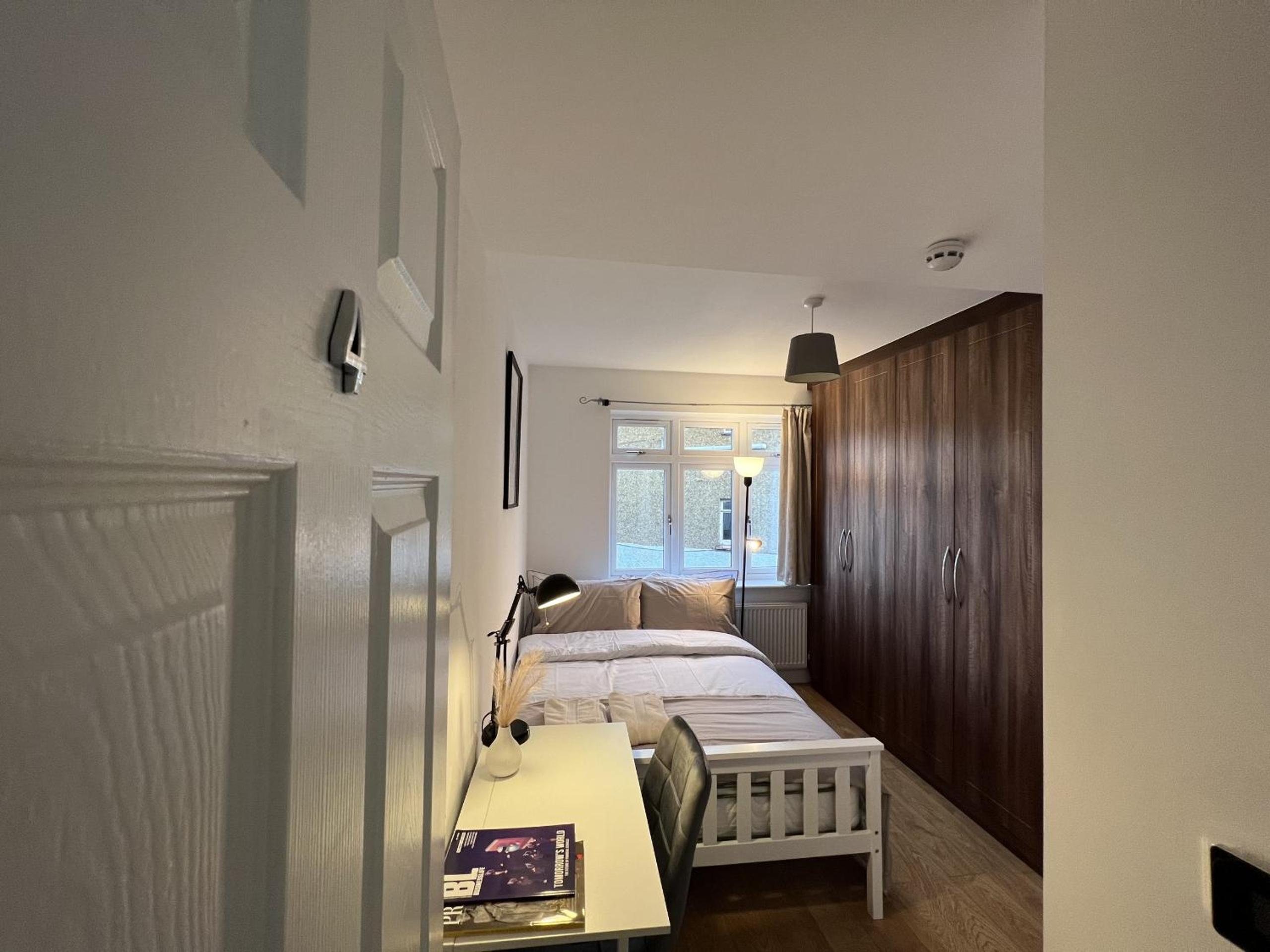 Double Room with Shared Bathroom