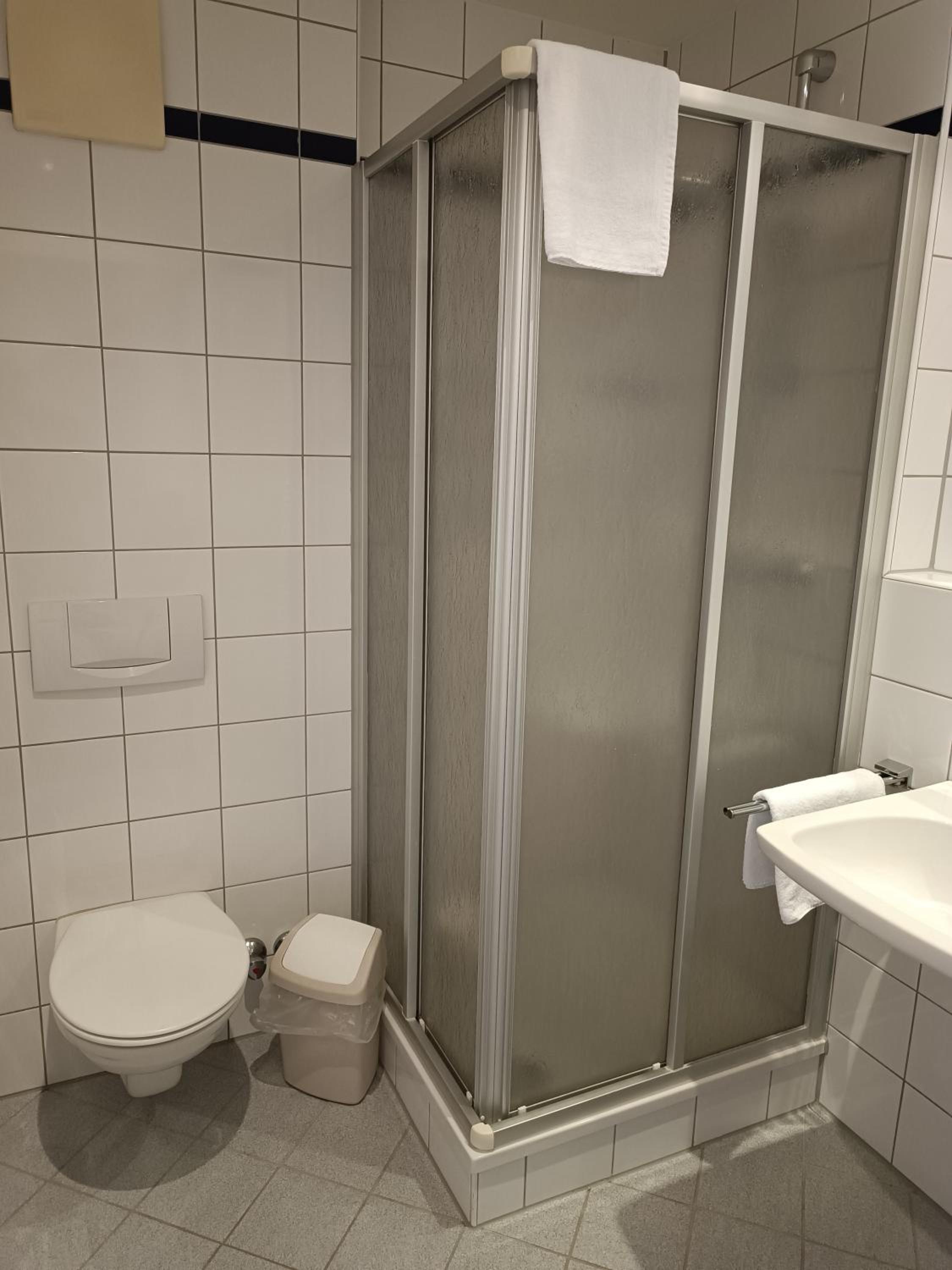 Double Room - Photo 4
