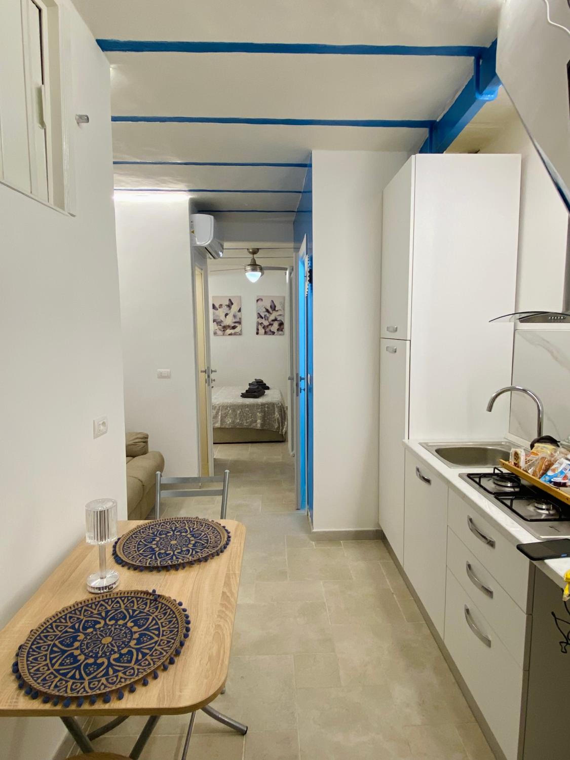 One Bedroom Apartment - Ground Floor - Separate Building photo 2