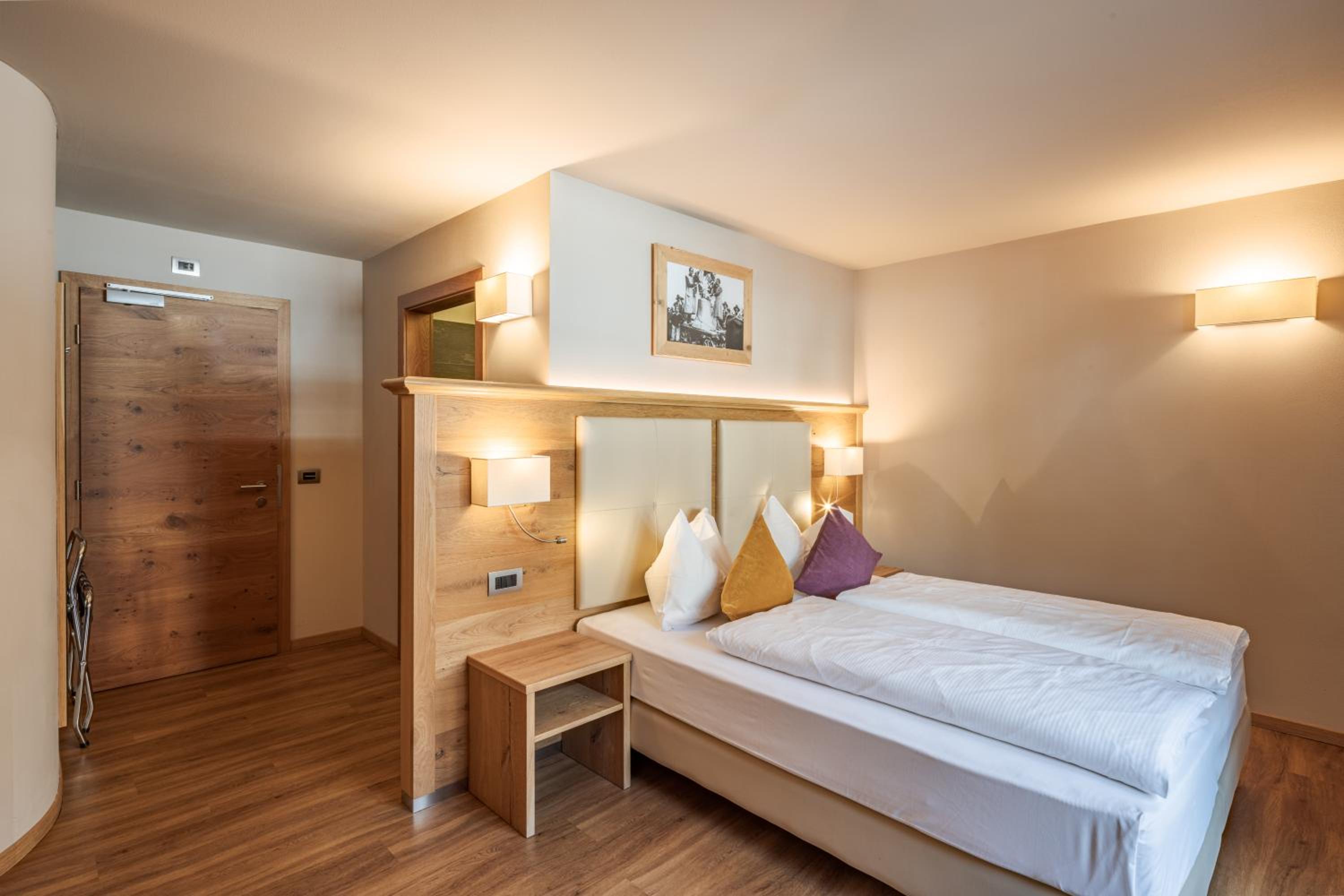 Double or Twin Room photo 1