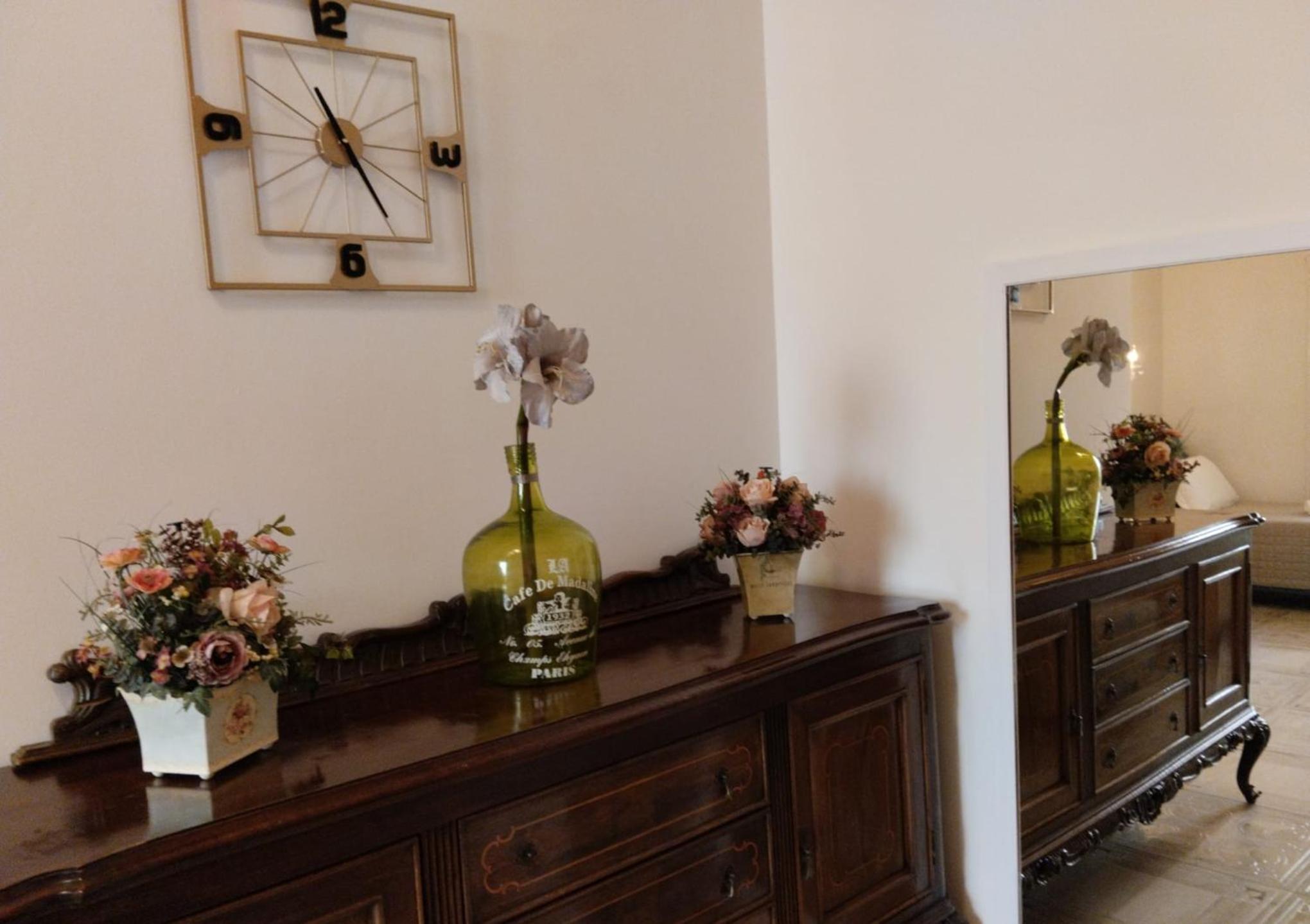 Quadruple Room with Private Bathroom - Photo 8