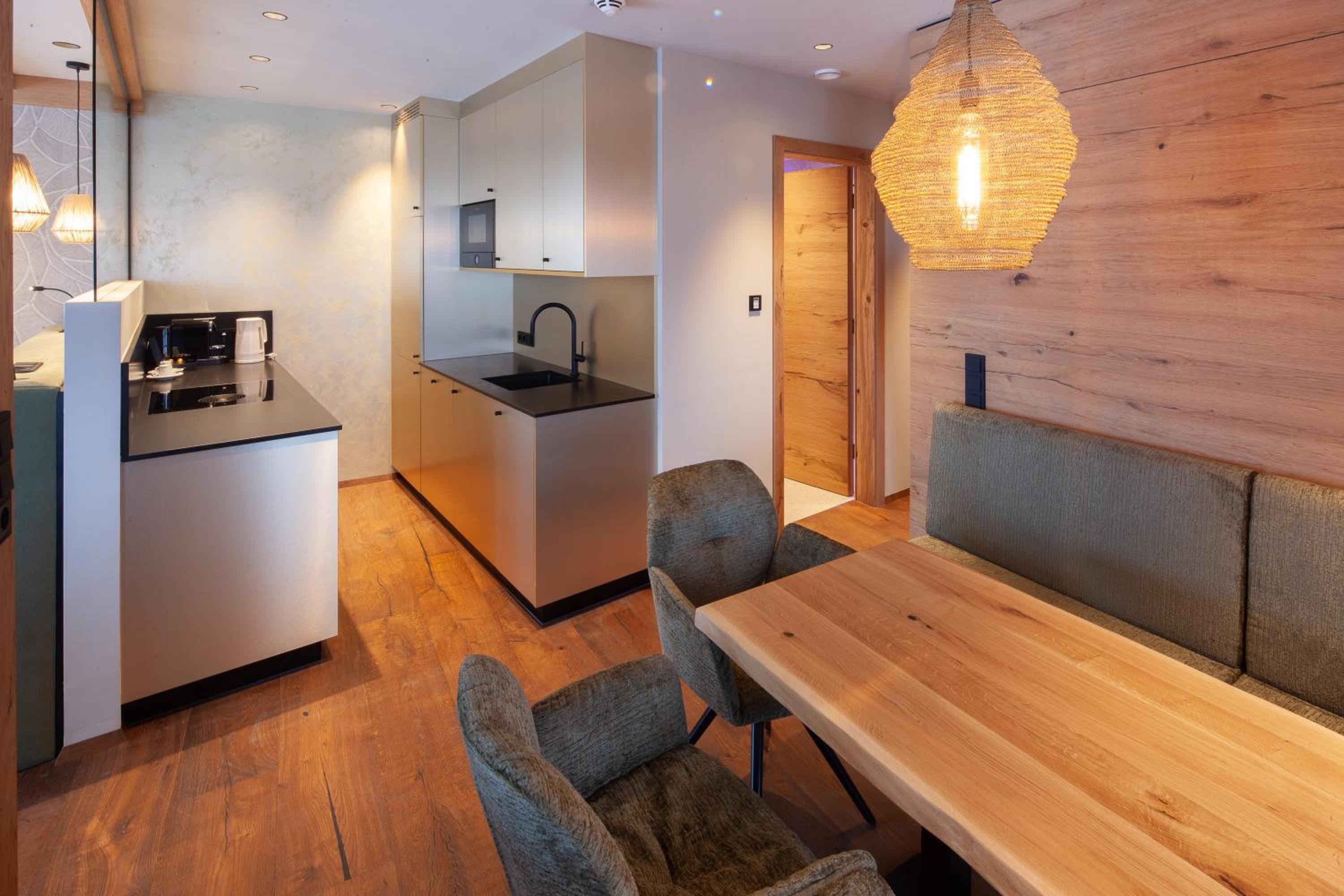 Two-Bedroom Suite (50m2 OG2) photo 2