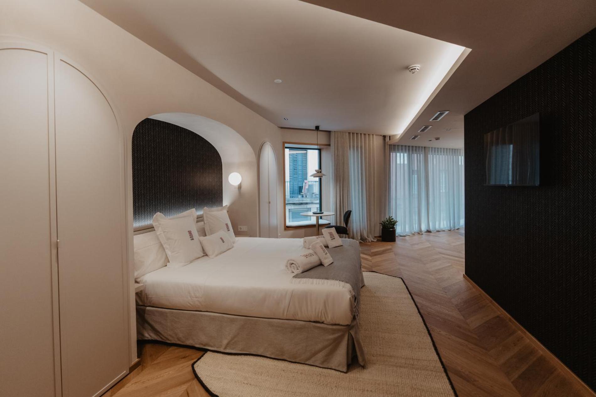 Suite - Photo 4