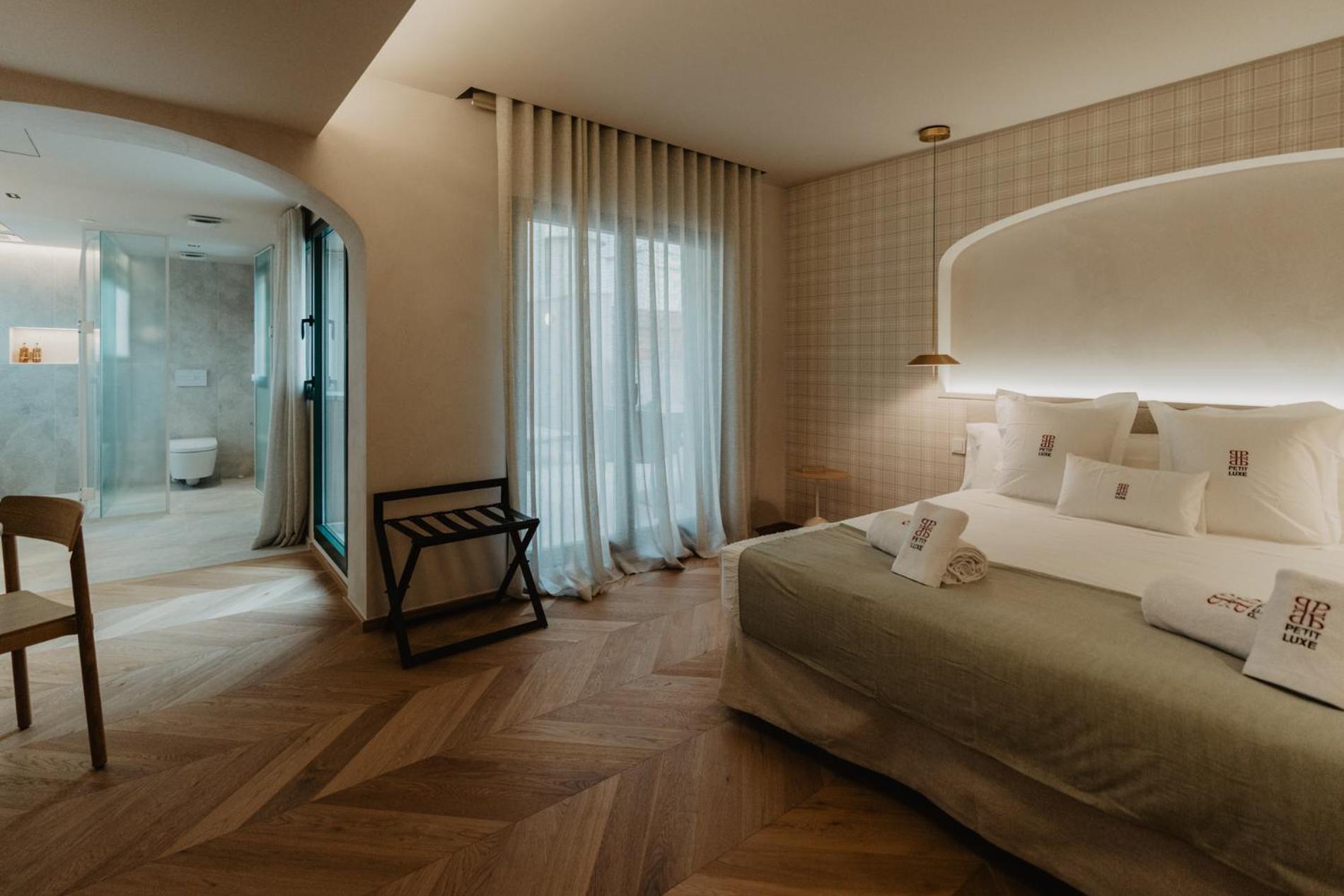 Junior Suite with Terrace - Photo 1