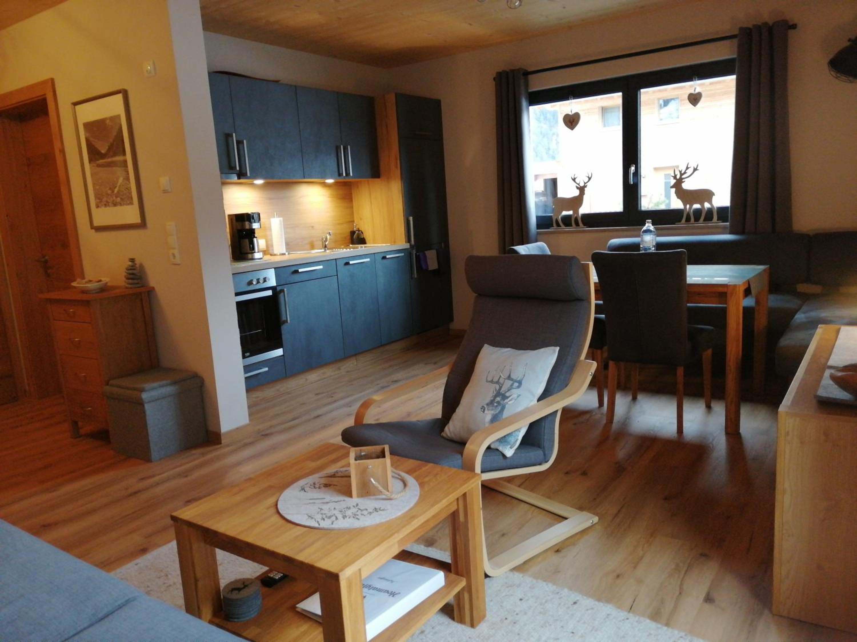 Apartment with Terrace photo 3
