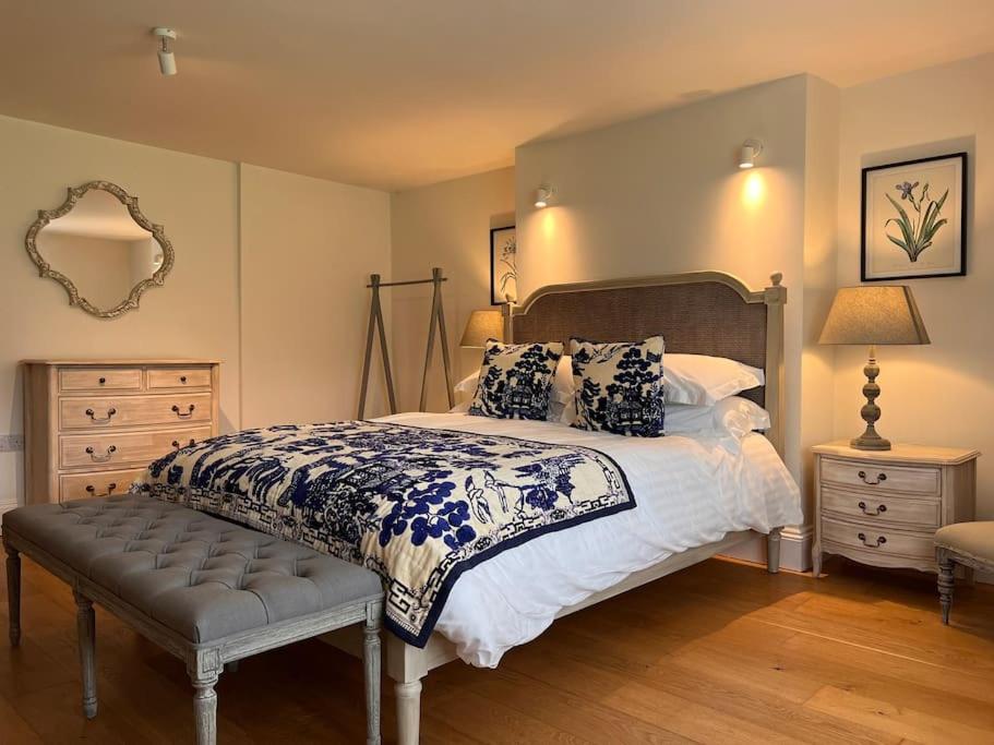 Four-Bedroom House photo 1
