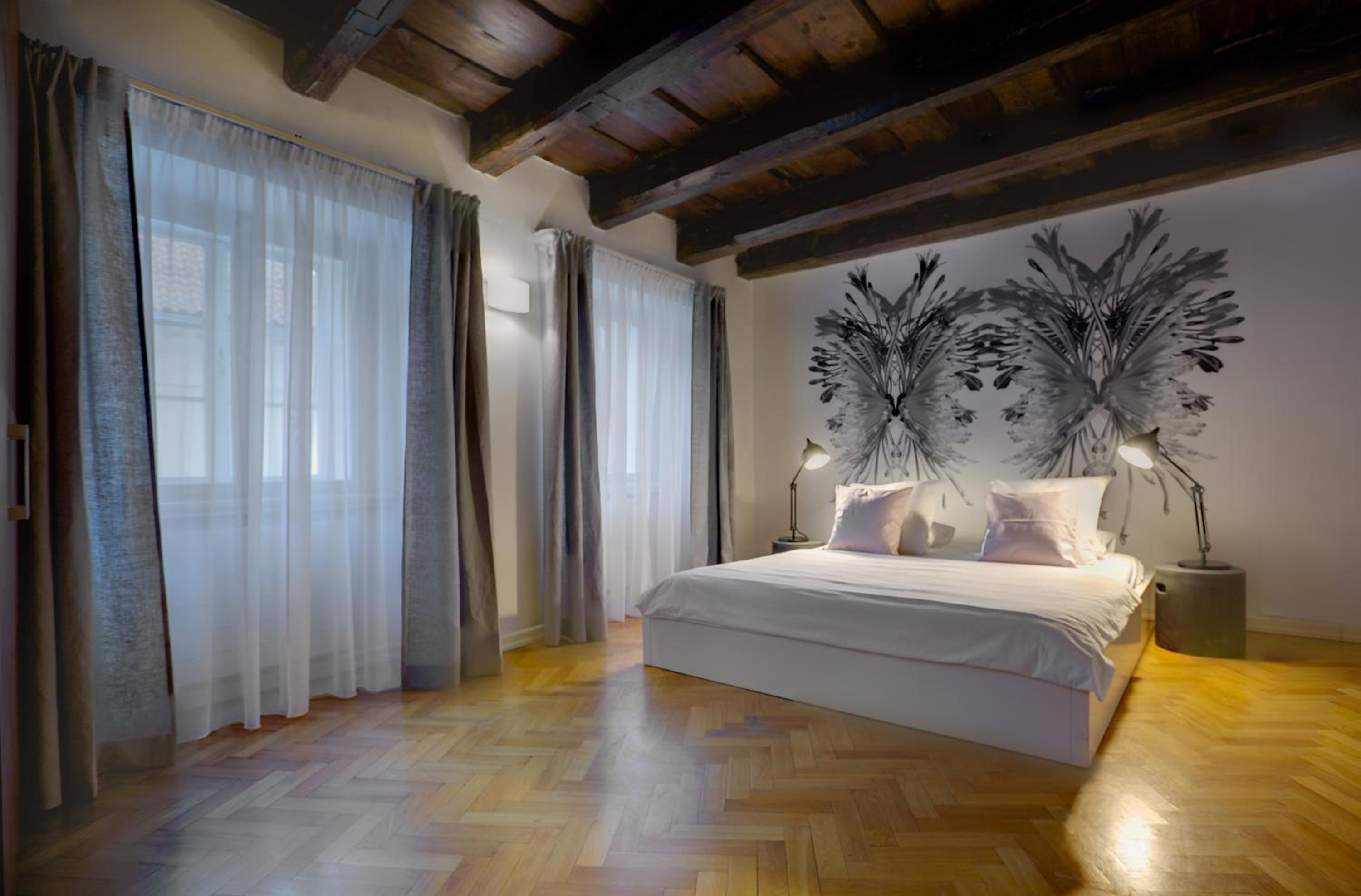 Executive One-Bedroom Apartment