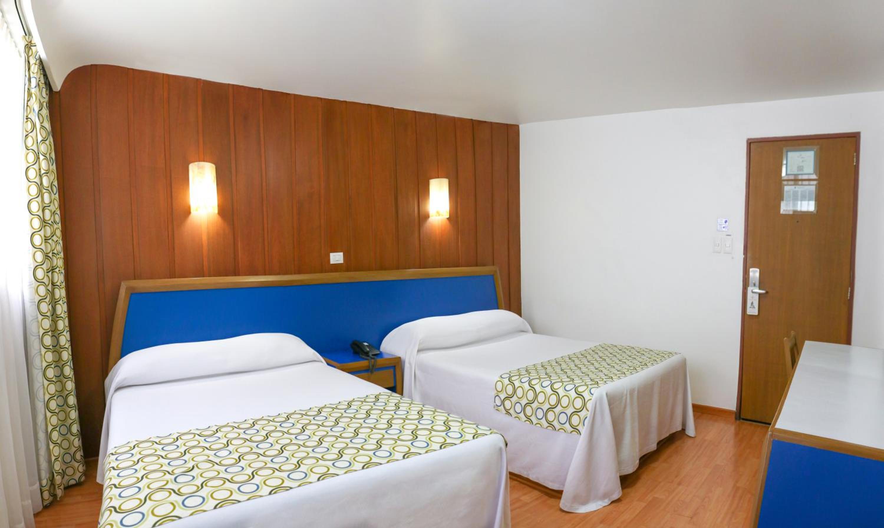 Double Room with Two Double Beds photo 1