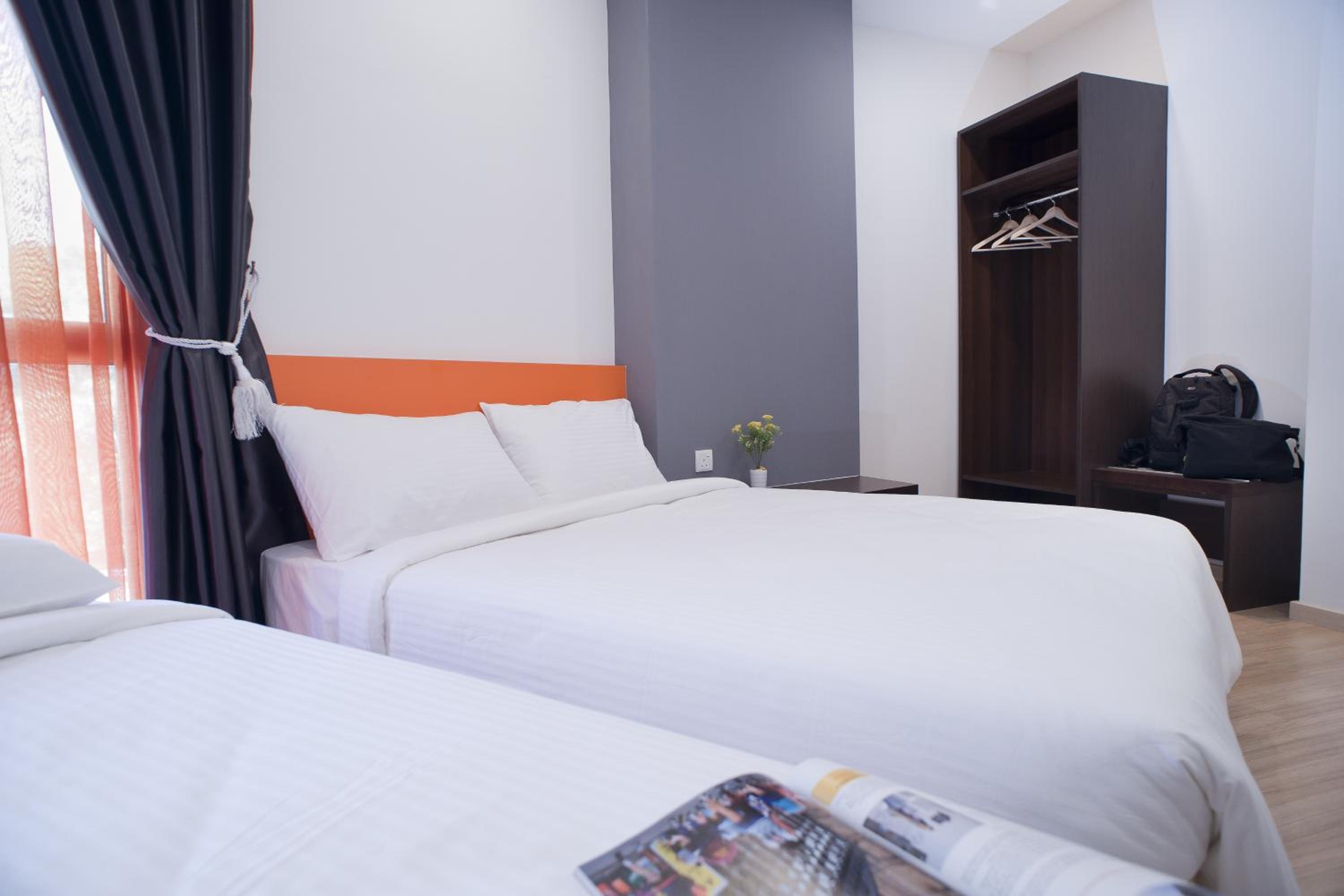 Deluxe Triple Room photo 2