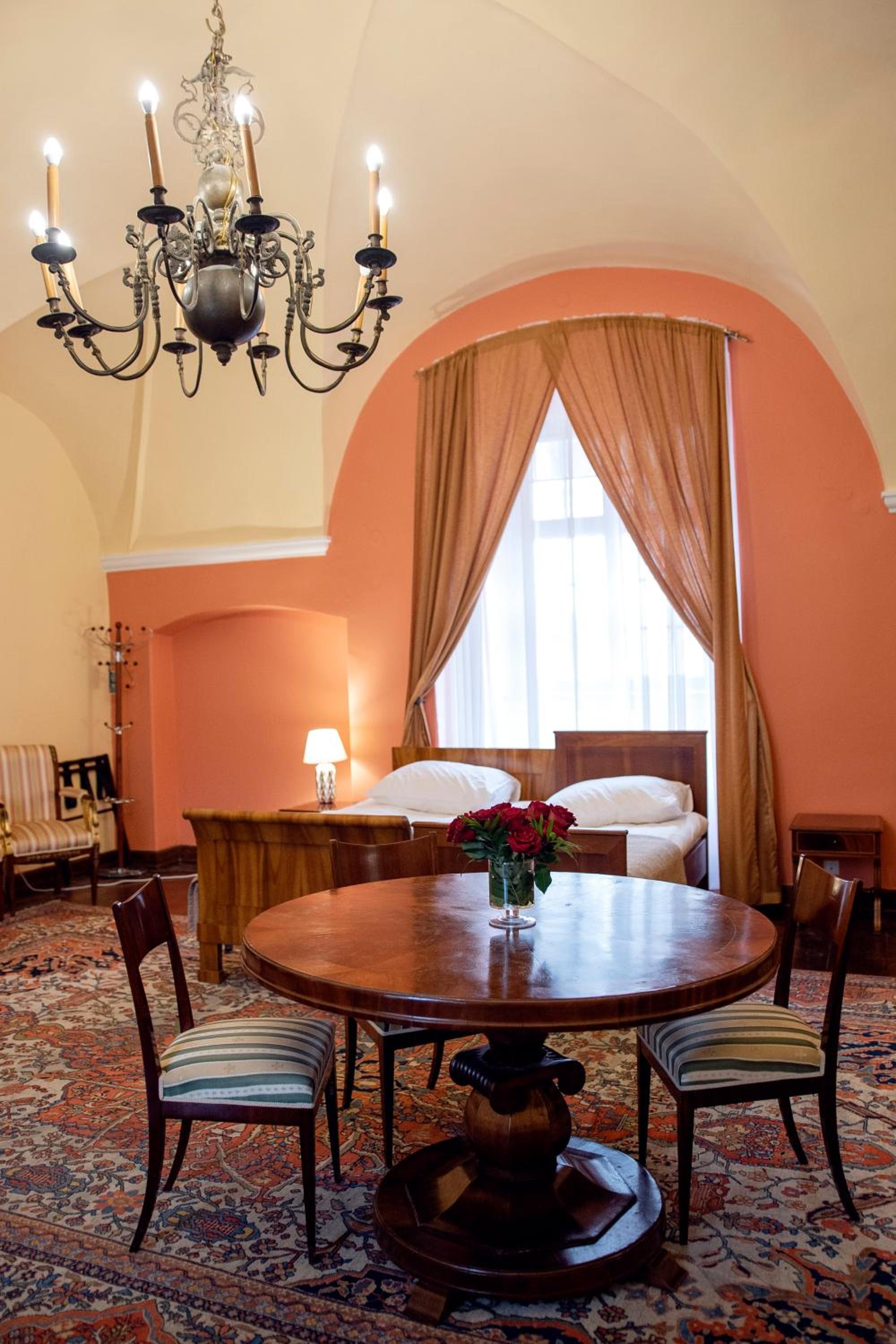 Deluxe Double or Twin Room - Photo 3
