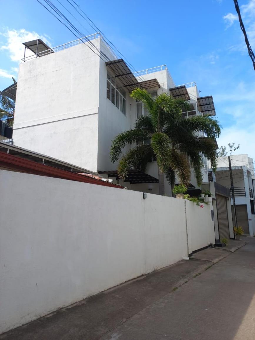 Villa photo 2
