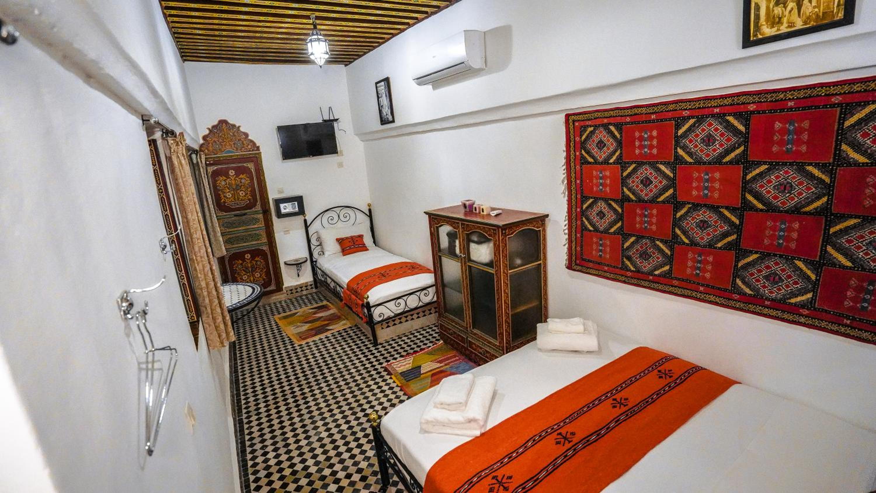 Deluxe Double or Twin Room
