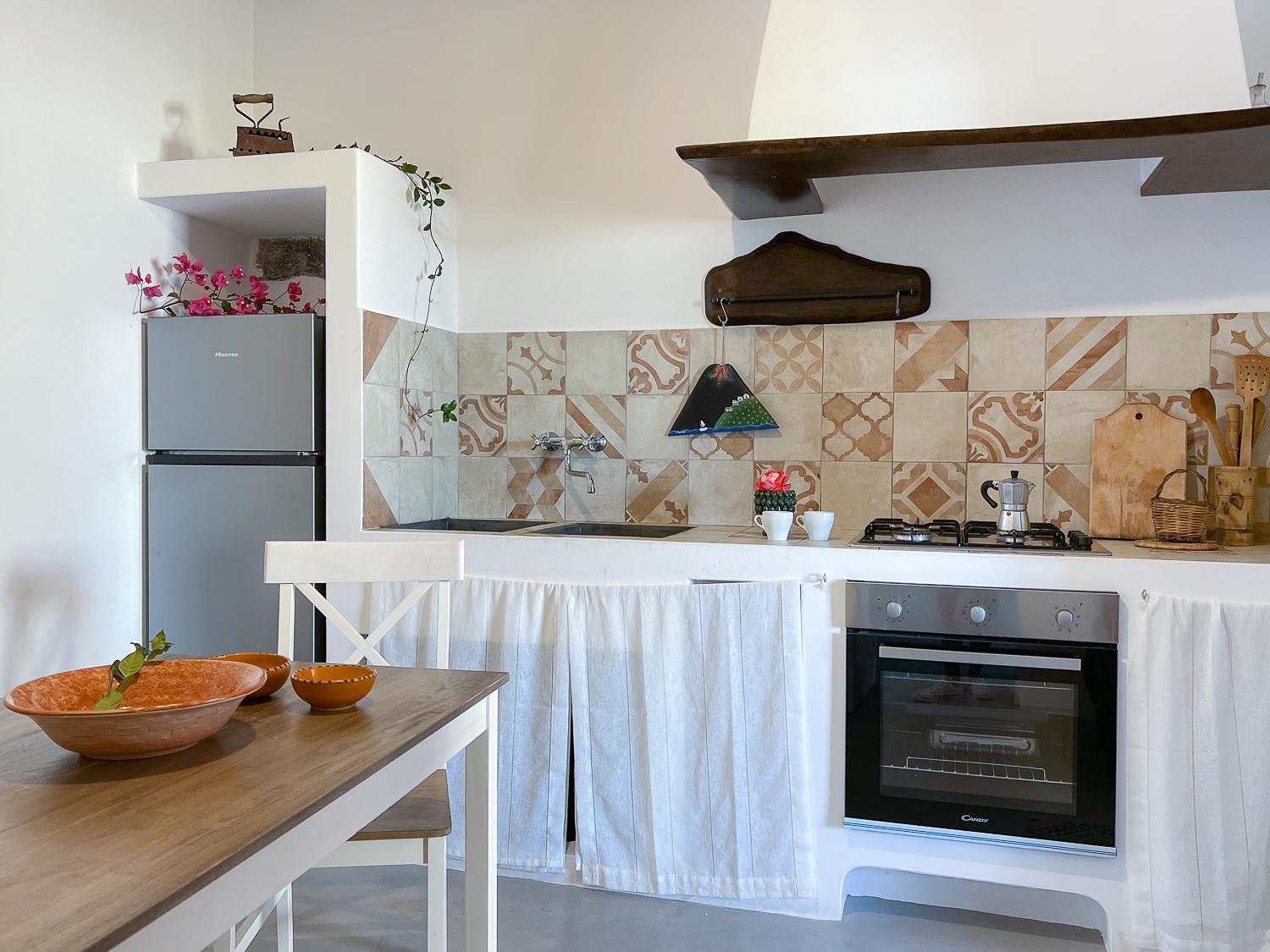 One-Bedroom House - Photo 3