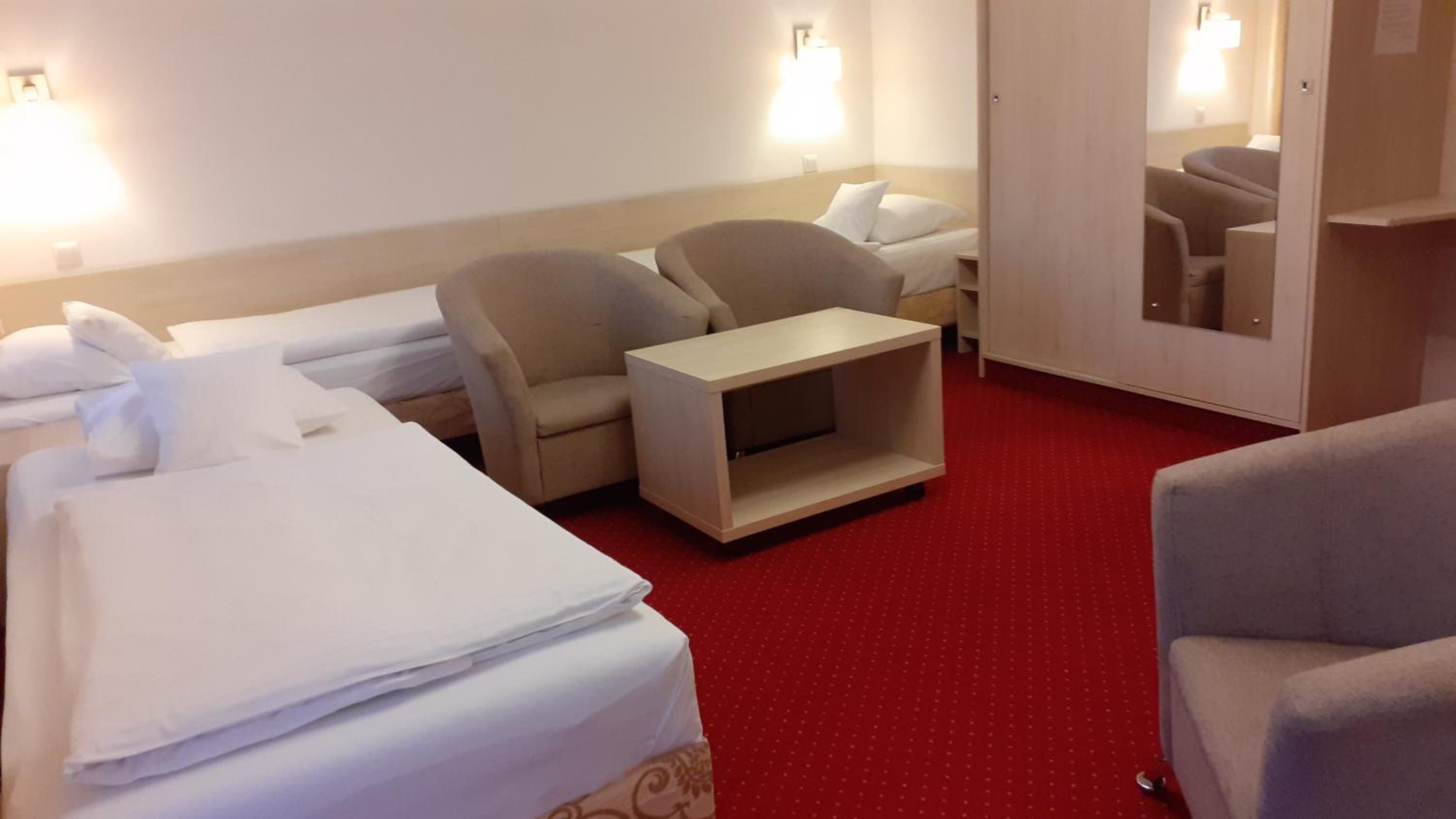 Quadruple Room With Balcony And Mountain View photo 1