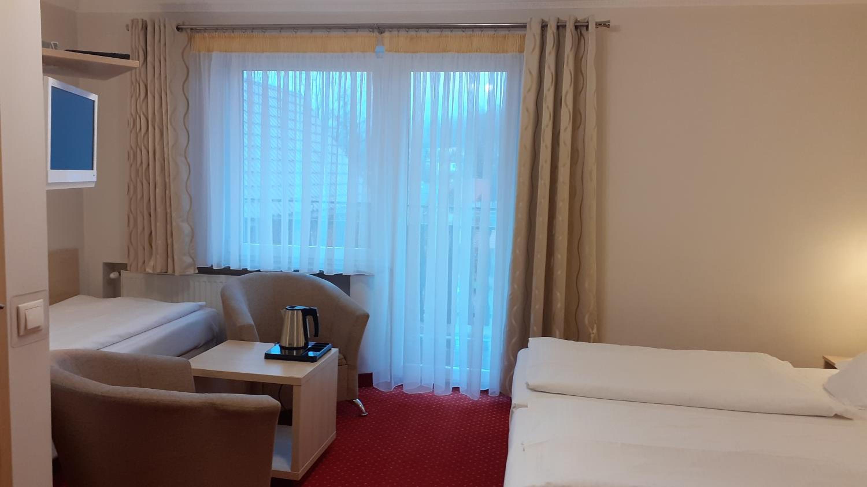 Triple Room with Balcony and Mountain View photo 2