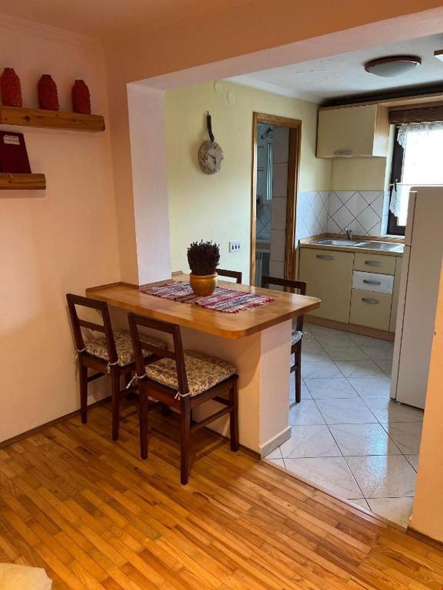 One-Bedroom Apartment - Photo 15