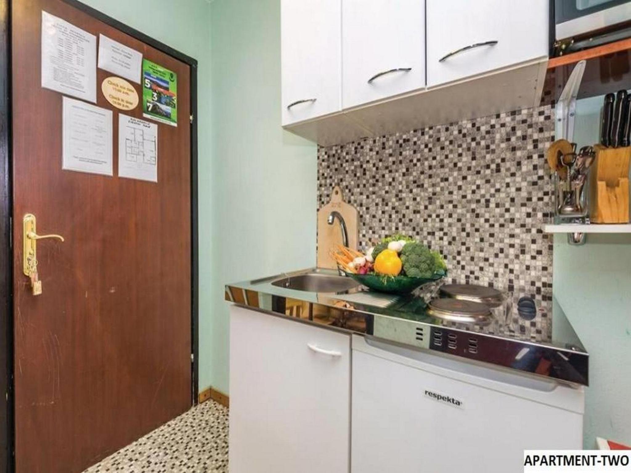 One-Bedroom Apartment with Garden View - Photo 6