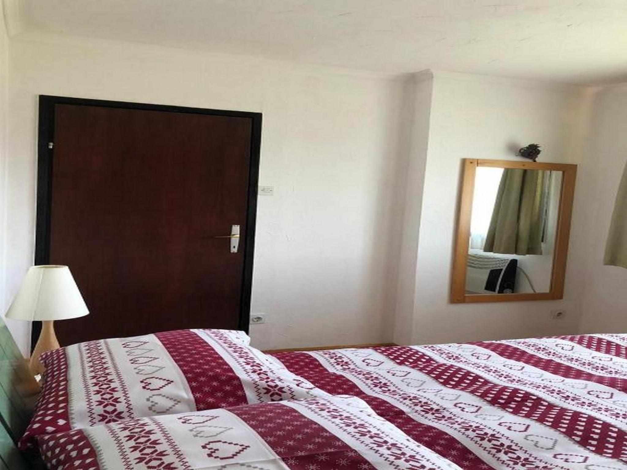 One-Bedroom Apartment with Garden View - Photo 11