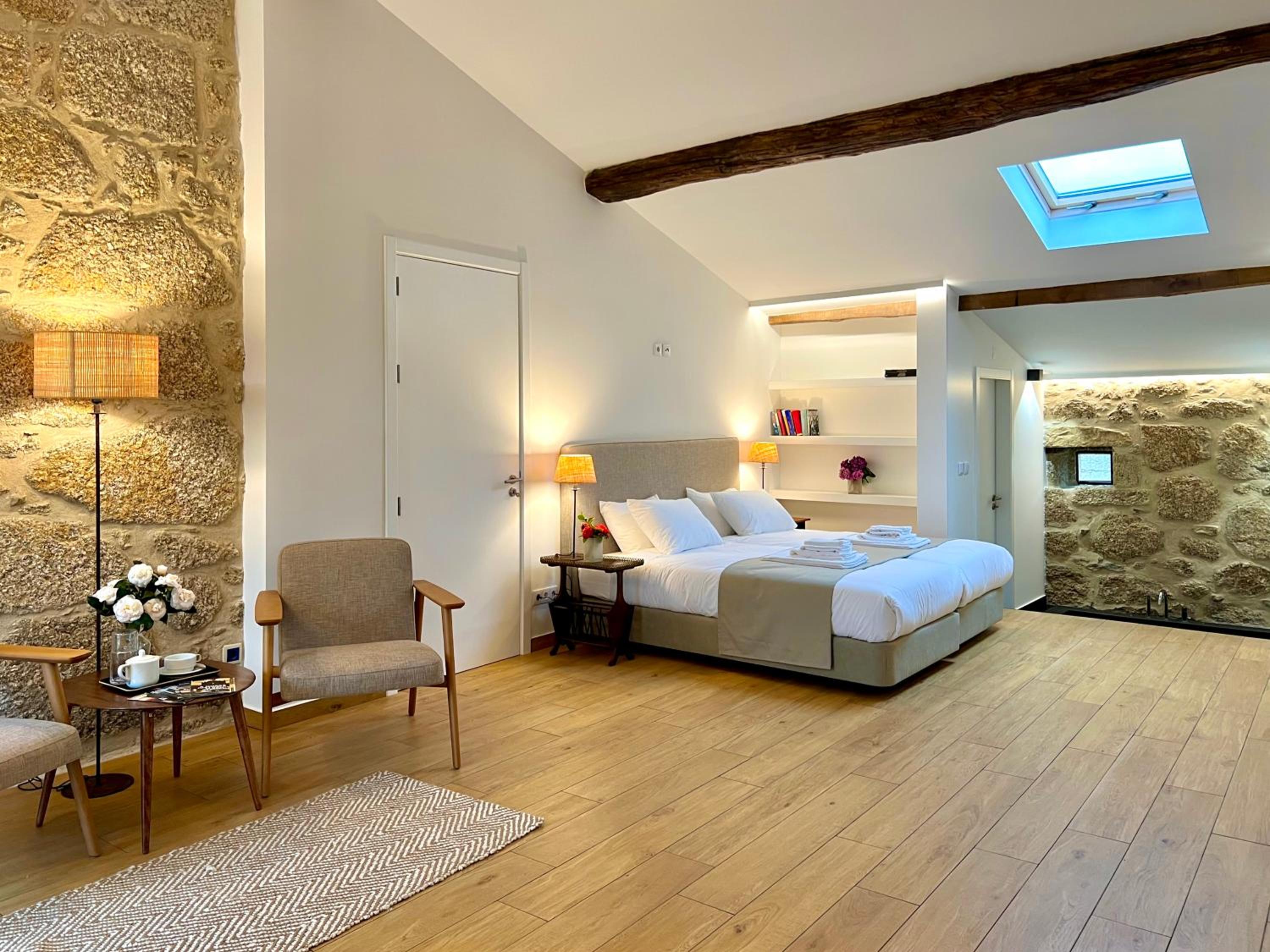 Deluxe Double or Twin Room with Garden View photo 3
